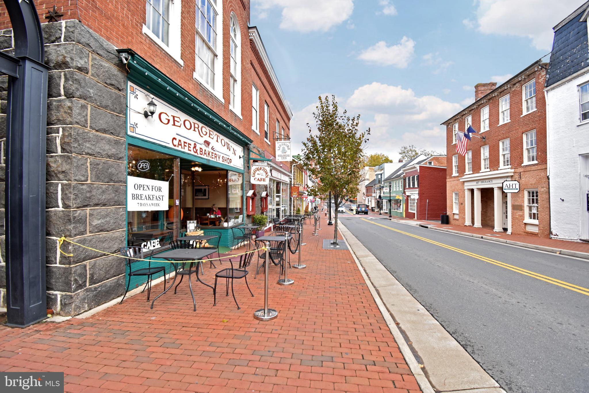 CRESCENT PLACE - Residential Lease