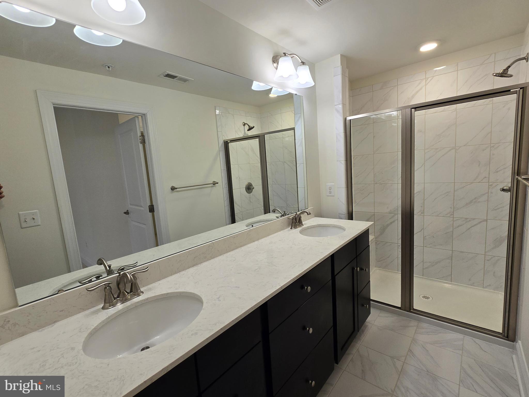 CRESCENT PLACE - Residential Lease