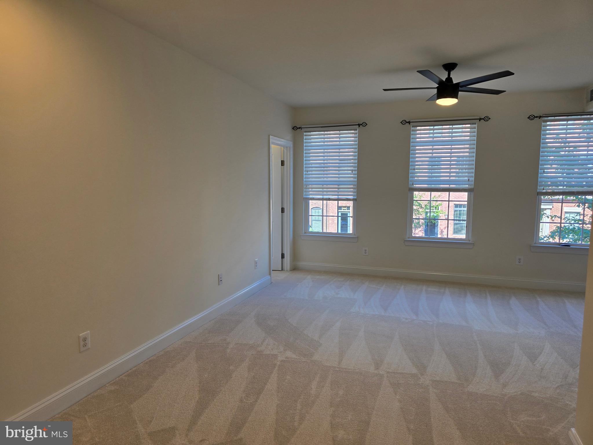 CRESCENT PLACE - Residential Lease