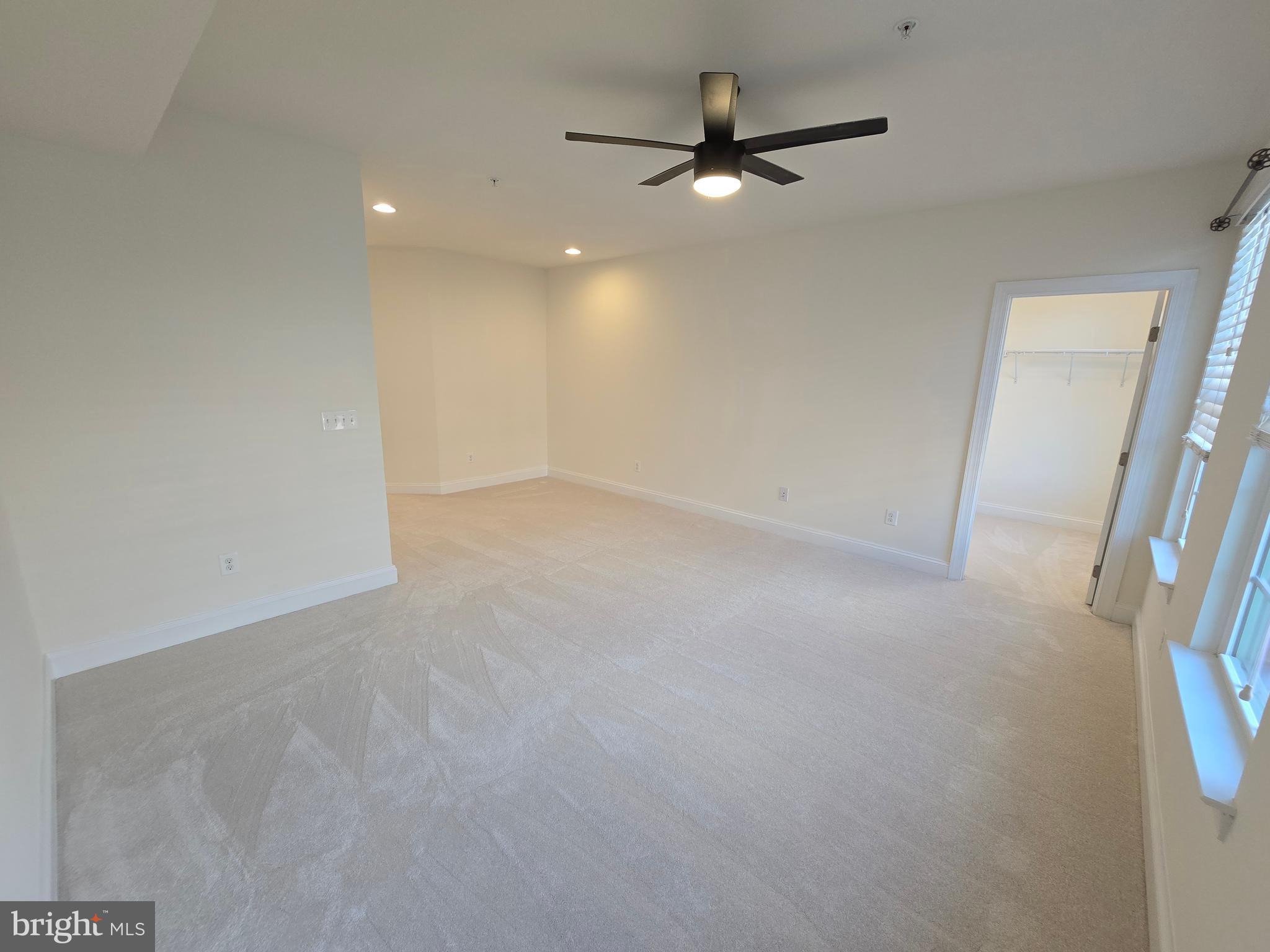 CRESCENT PLACE - Residential Lease