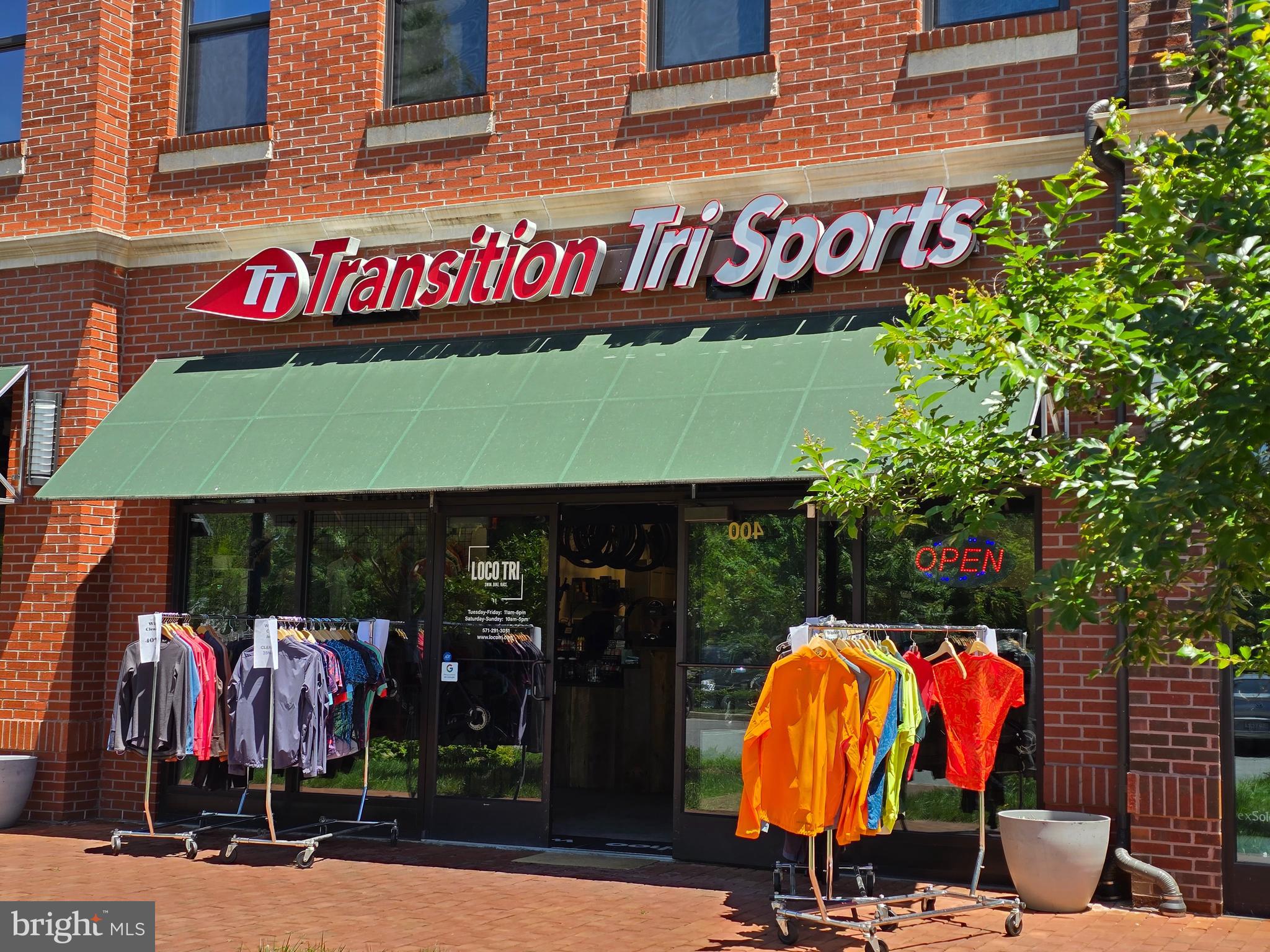 CRESCENT PLACE - Residential Lease