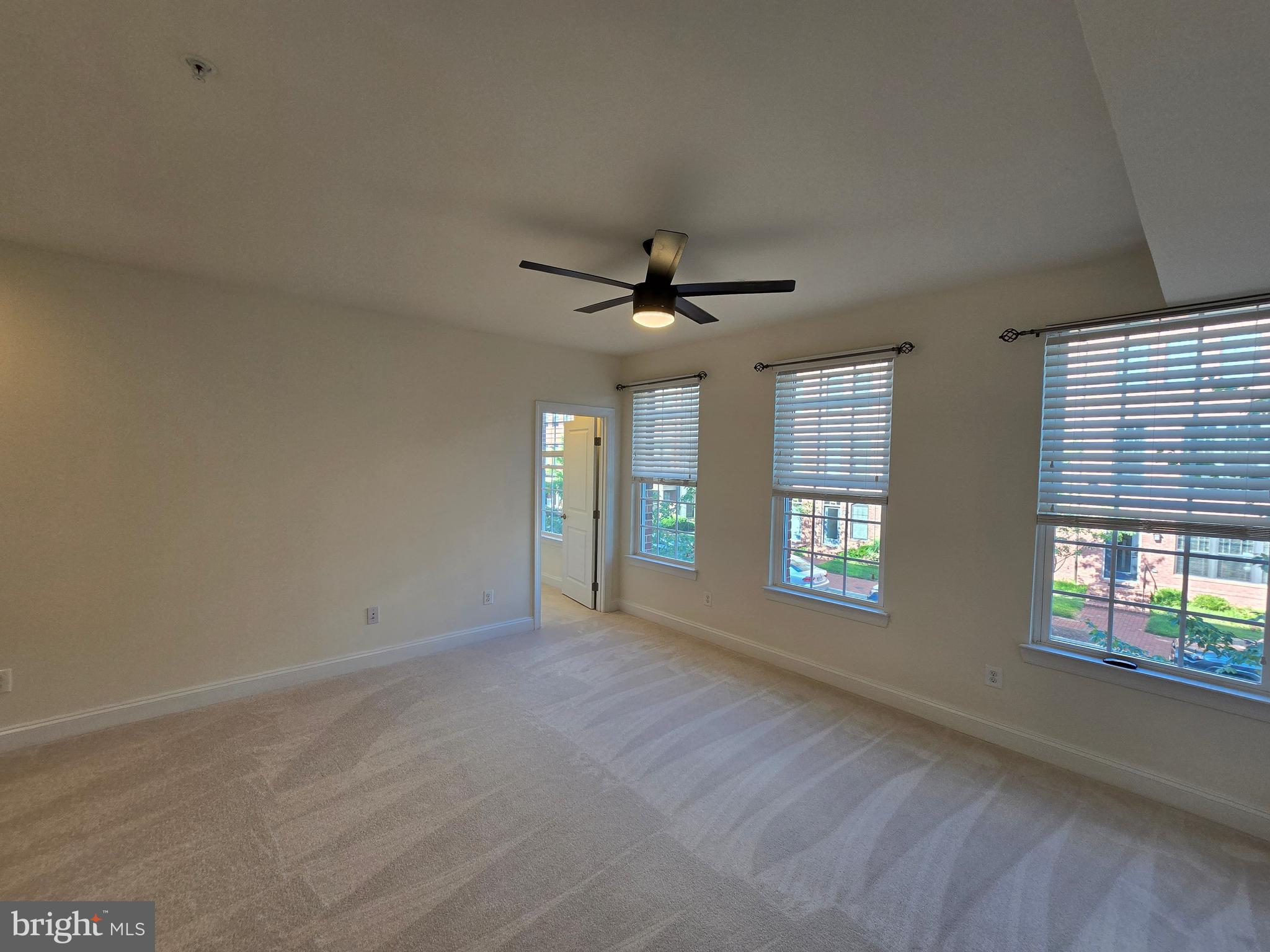 CRESCENT PLACE - Residential Lease