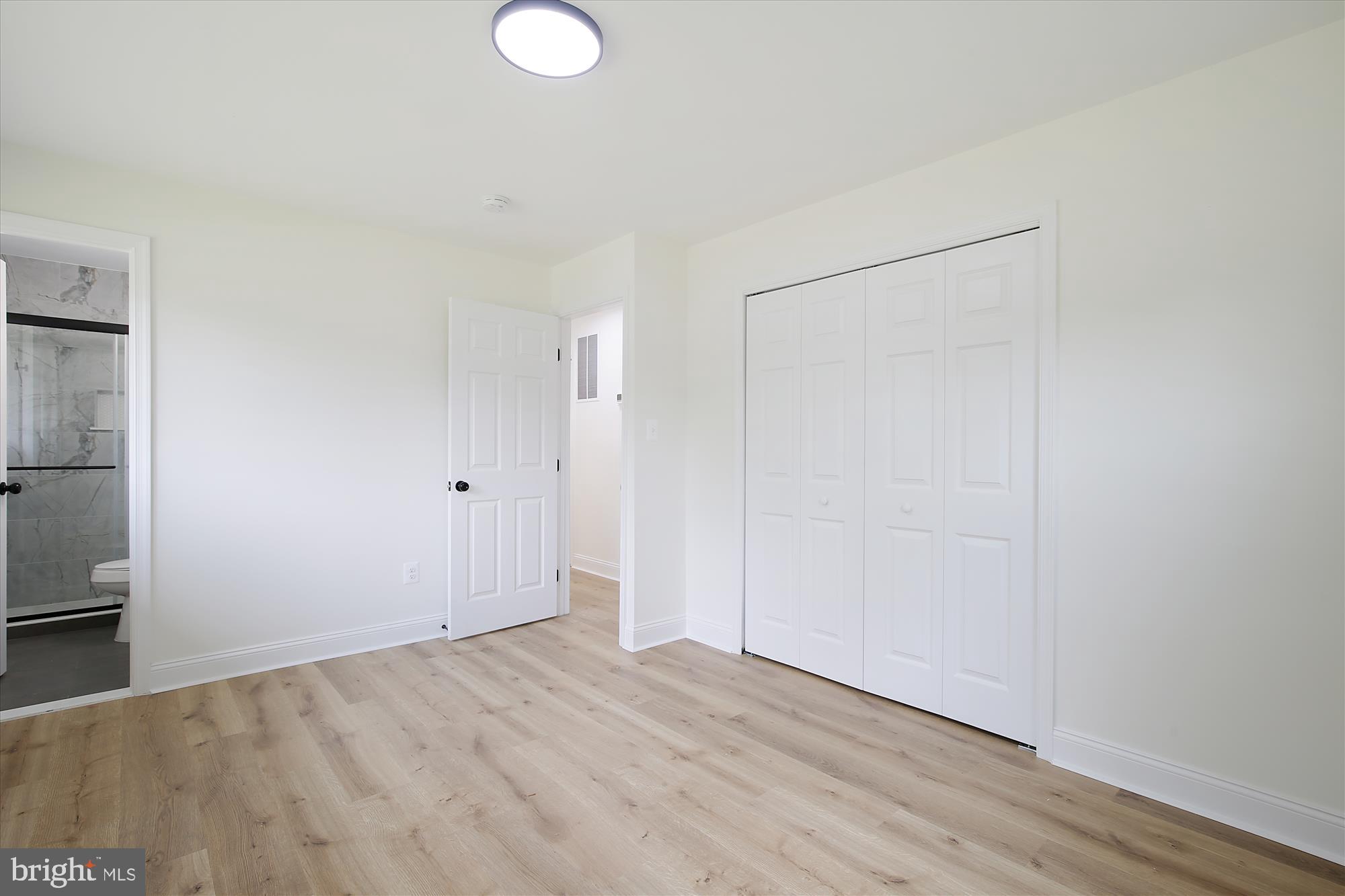 SULGRAVE MANOR - Residential