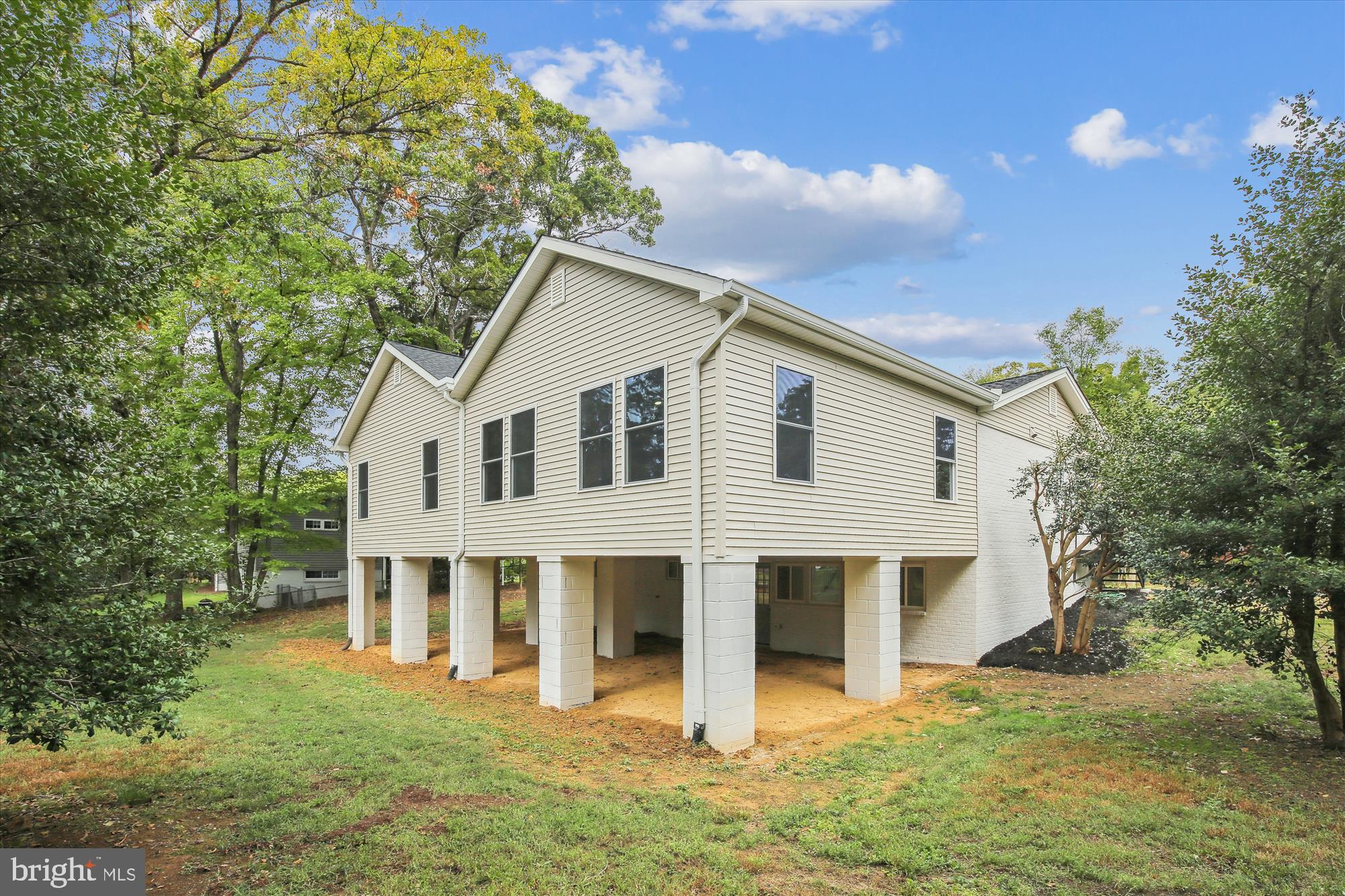 SULGRAVE MANOR - Residential