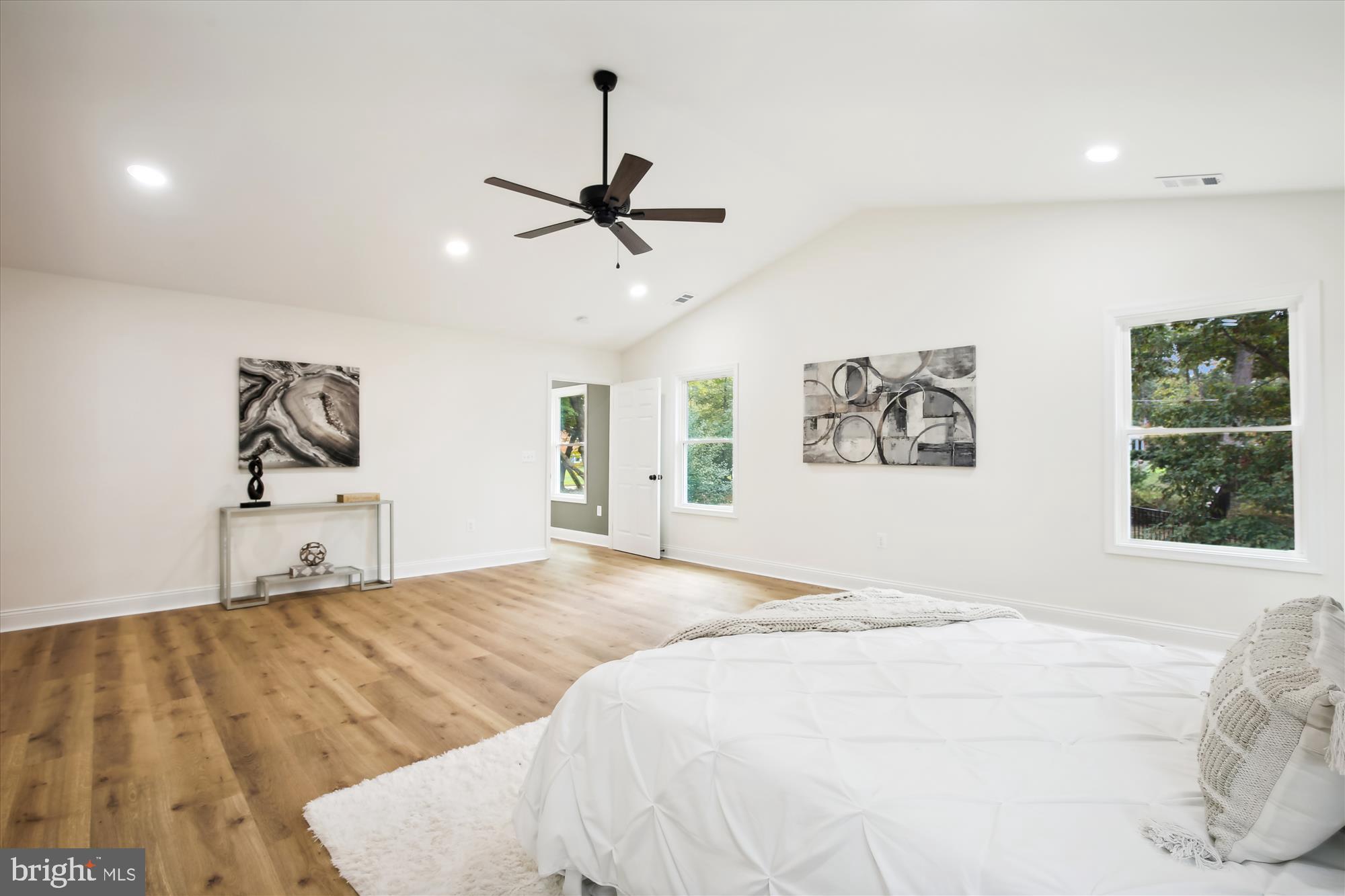 SULGRAVE MANOR - Residential