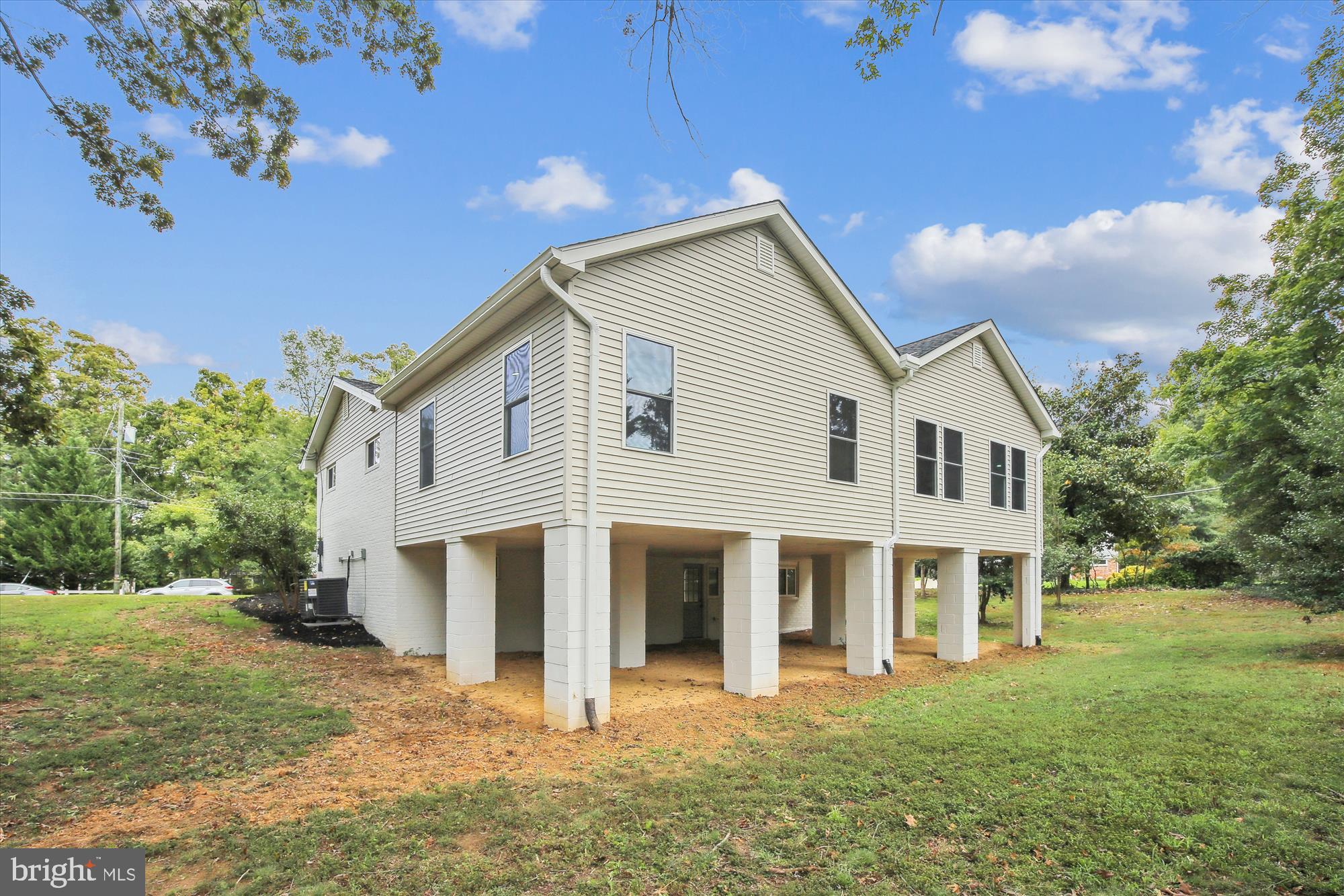 SULGRAVE MANOR - Residential