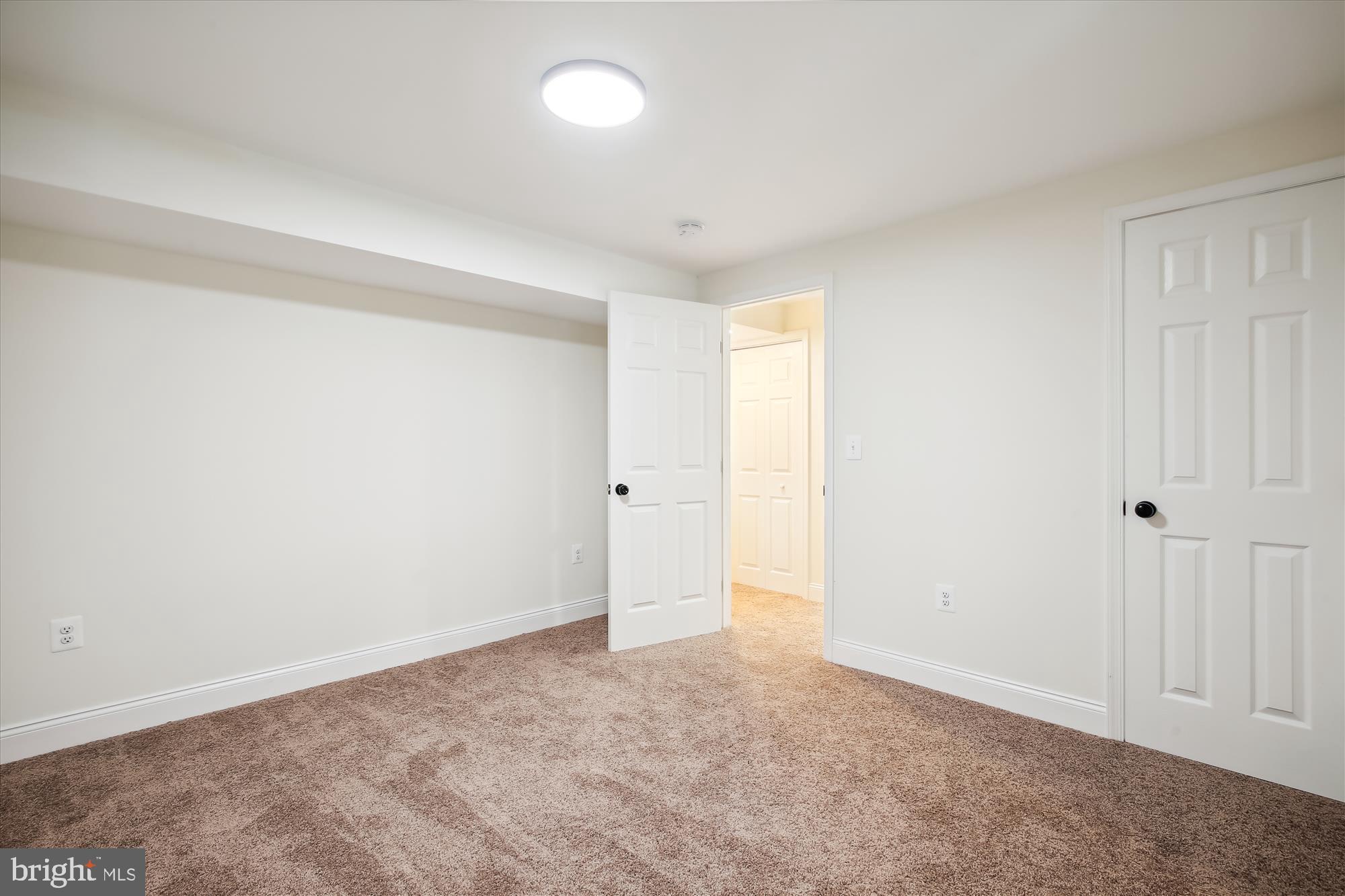 SULGRAVE MANOR - Residential