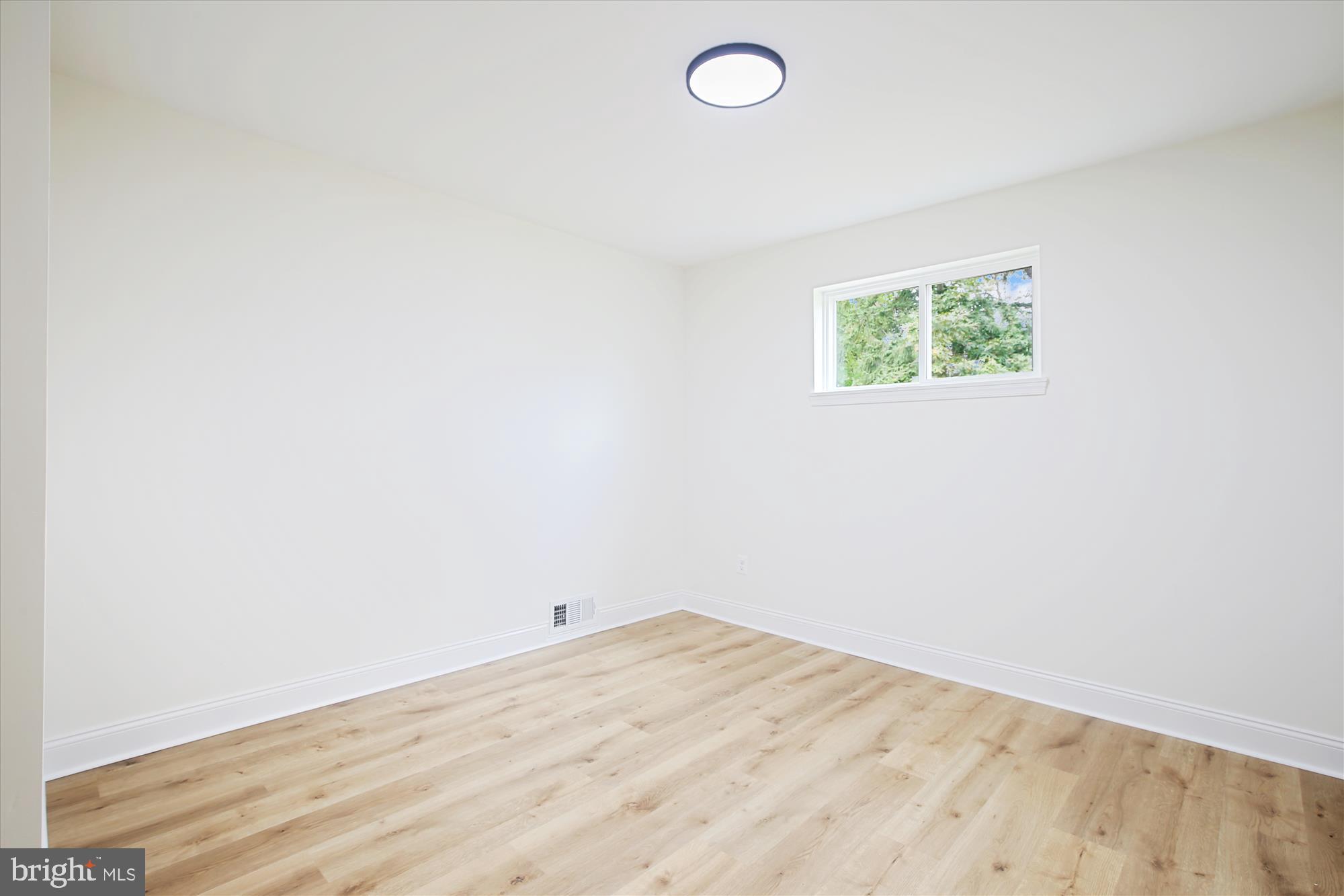 SULGRAVE MANOR - Residential