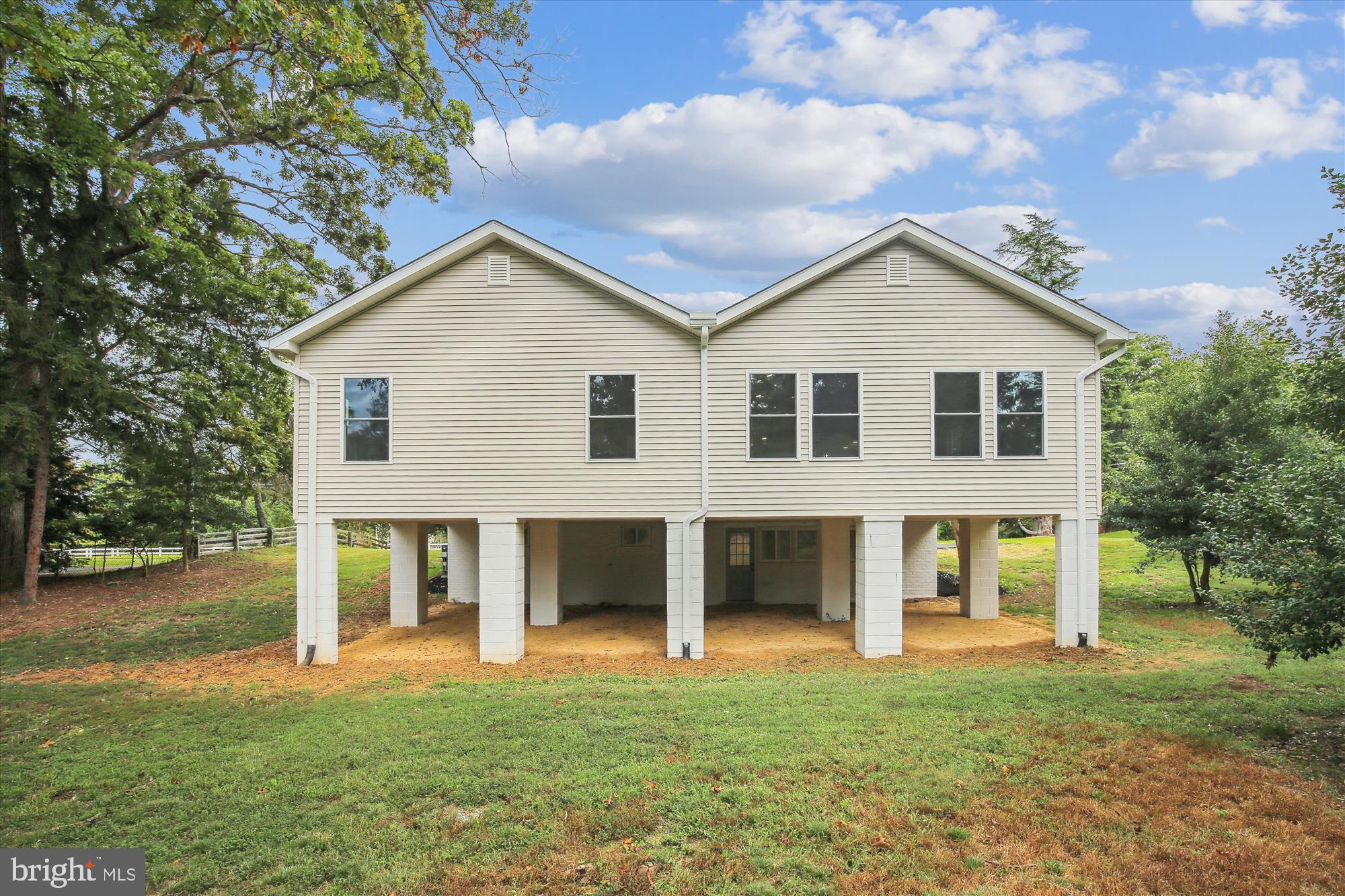 SULGRAVE MANOR - Residential