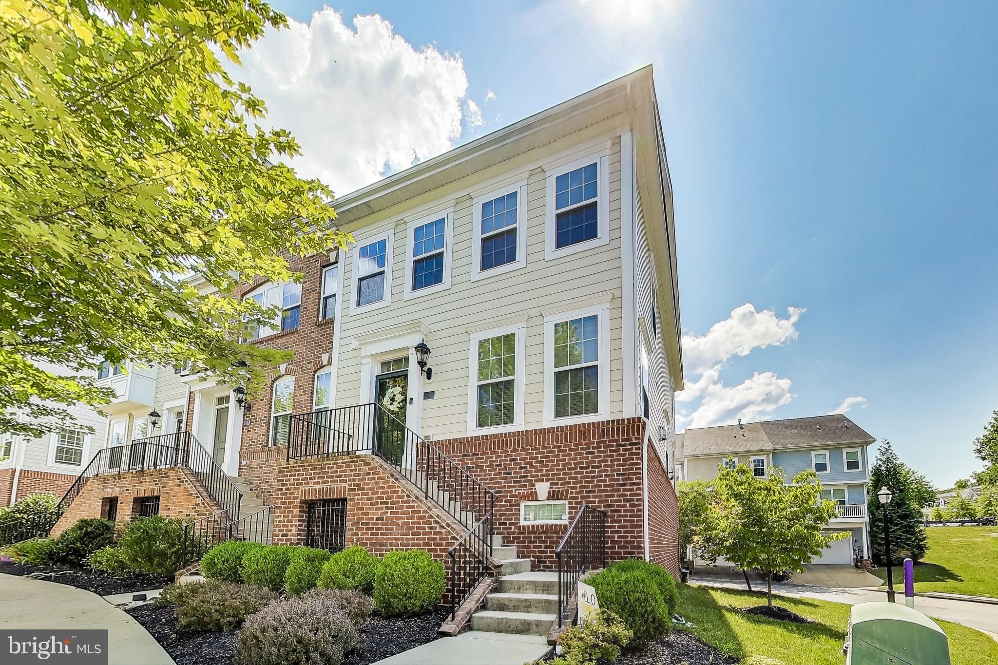 THE VILLAGES OF STEEPLECHASE - Residential