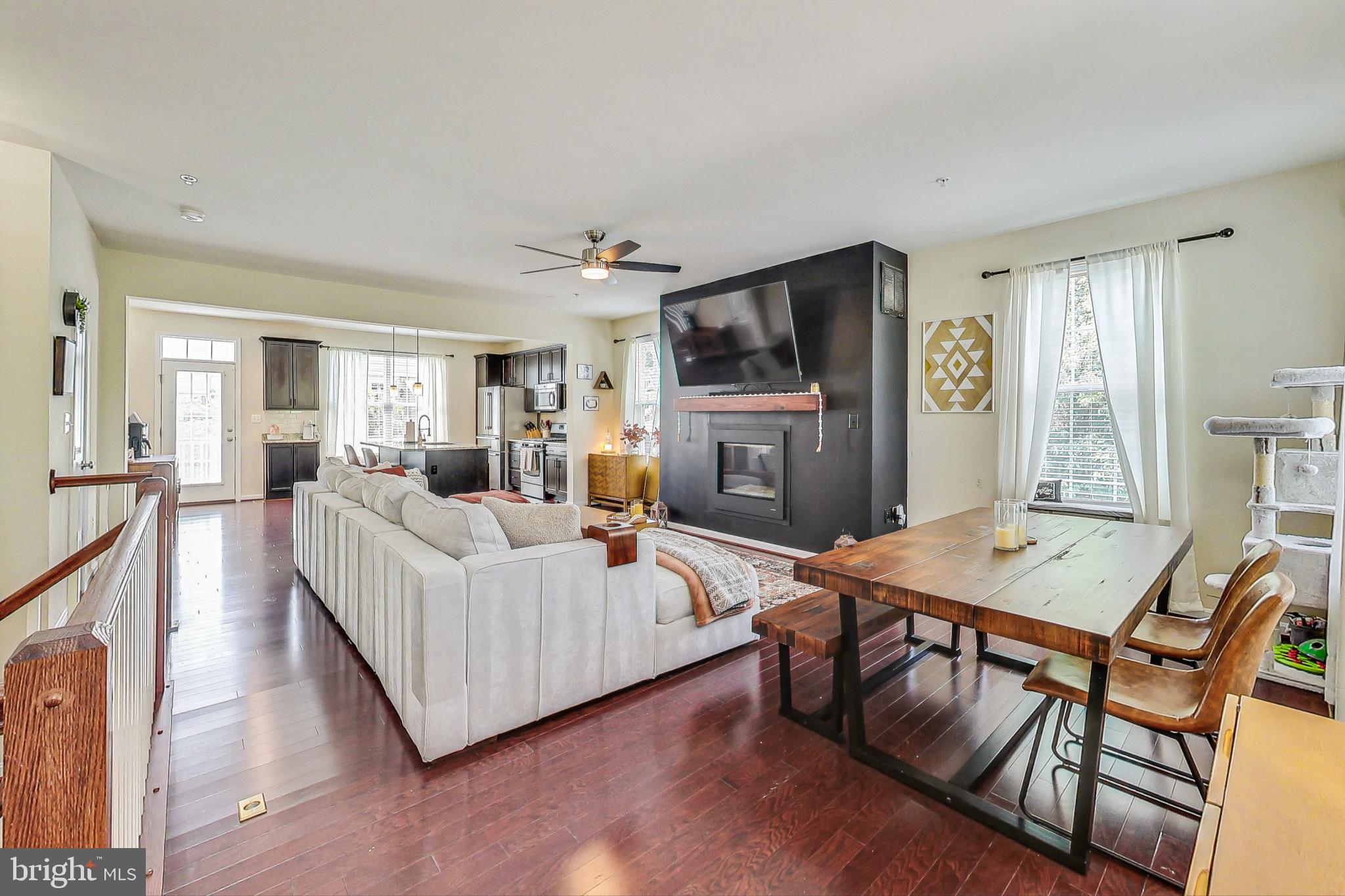 THE VILLAGES OF STEEPLECHASE - Residential