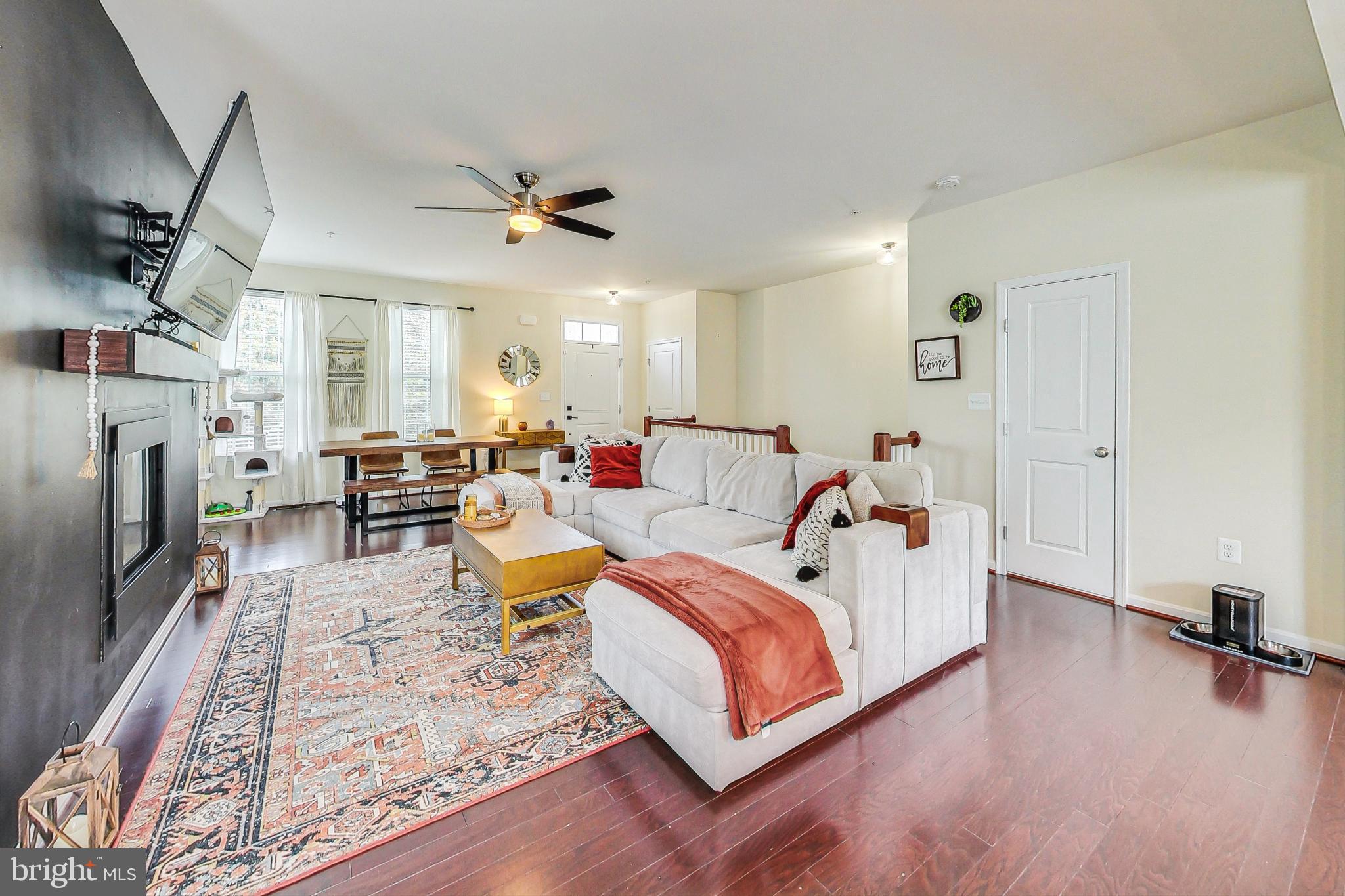 THE VILLAGES OF STEEPLECHASE - Residential