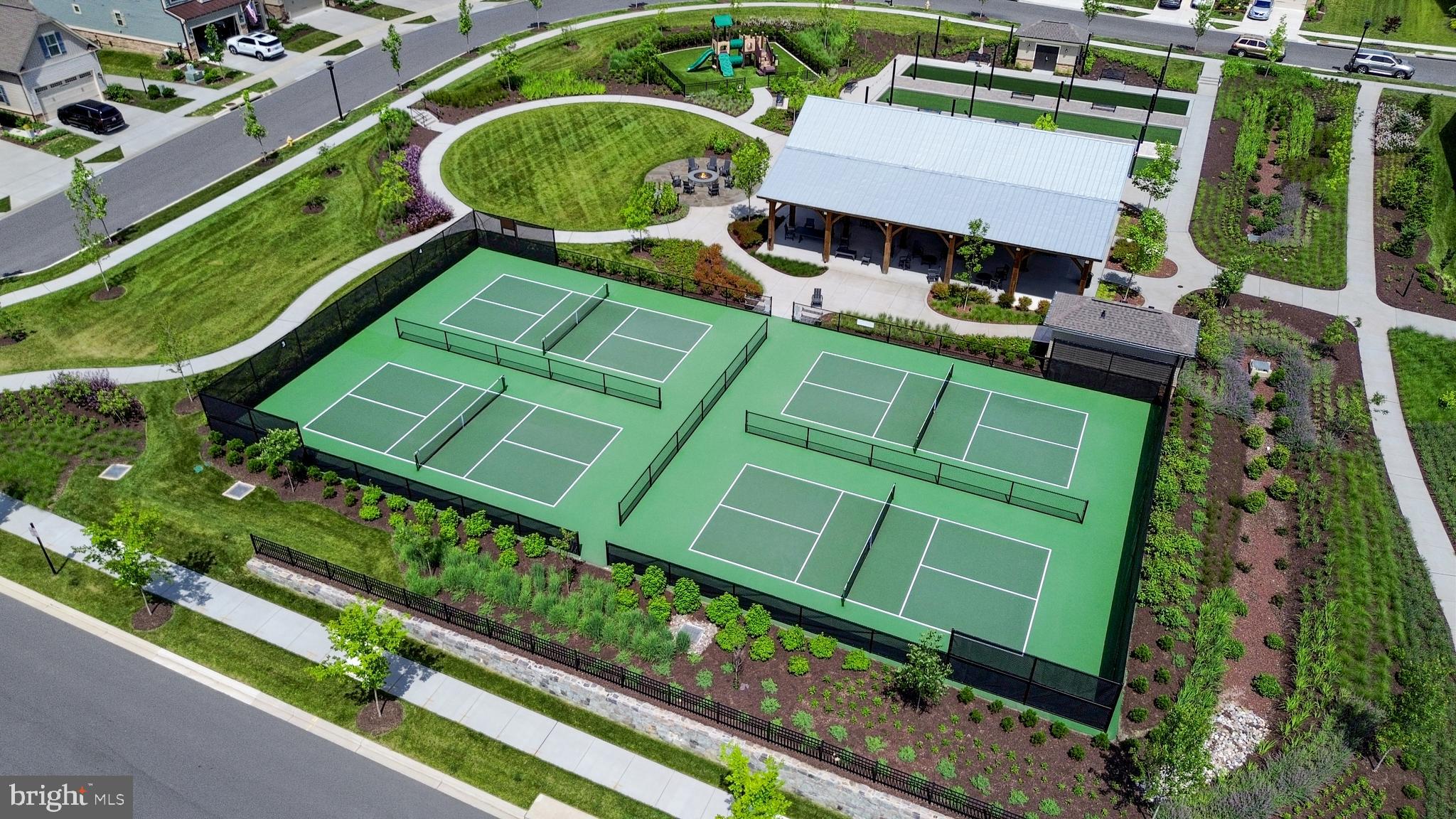 THE WOODLANDS - Residential
