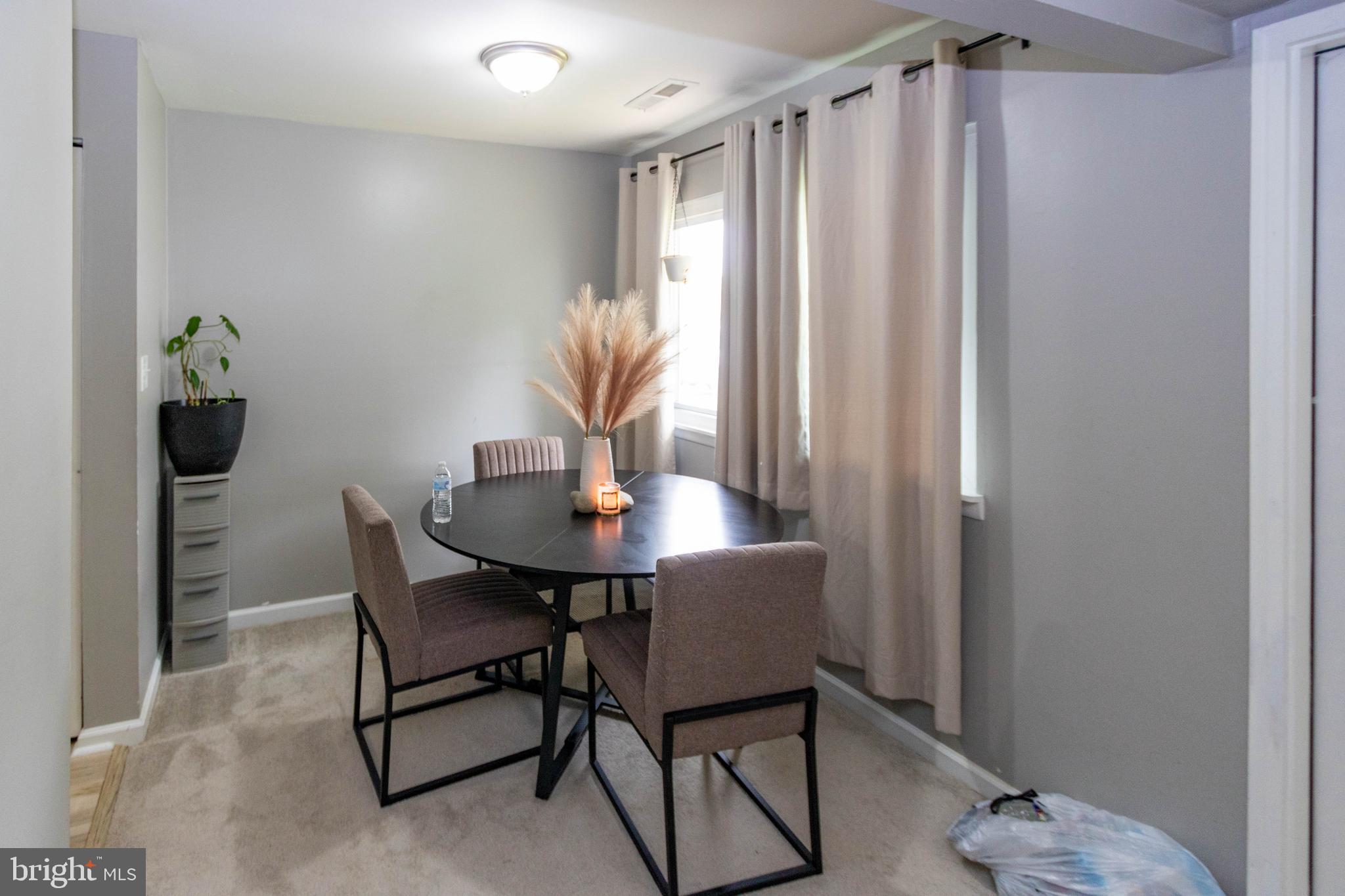 EDGEWATER VILLAGE - Residential