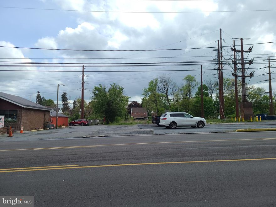 State highway exposure is available along Penn Avenue in Spring Township, West Lawn PA.  This 1/2 plus acre lot is offered as a ground lease to allow fund their custom improvements for this rarely available spot with great rooftop numbers and demographics.  Join, Wawa, Domino's,  Redner's, Wells Fargo Bank, New York Bagelry, Papa Johns, and many many more established businesses along Penn Avenue in West Lawn. 
With 150 of frontage and a good clear sight from  lots front, this location has both visibility and accessibility.  This triple net land lease is available with a minimum five year term and the potential for future options.
Uses by right in the Penn Avenue Commercial District in Spring Township include: Adult day care, Ambulatory surgical center, Animal hospital, Art and Photography studio, Beverage Distributor,  Bakery, Catering establishment, Community center, Construction company, Convenience store, Copy center, Cultural center, Financial establishment, Food stand, Funeral Home, Health club , Medical center, Indoor club or lodge, Nursery school or day care, Office, Personal service establishment, Petr grooming establishment, Recreation, municipal, Restaurant, fast food, Retail store.  Check with Spring township for details on Zoning use and questions.  See document attached with details of PPL Right-Of-Way.