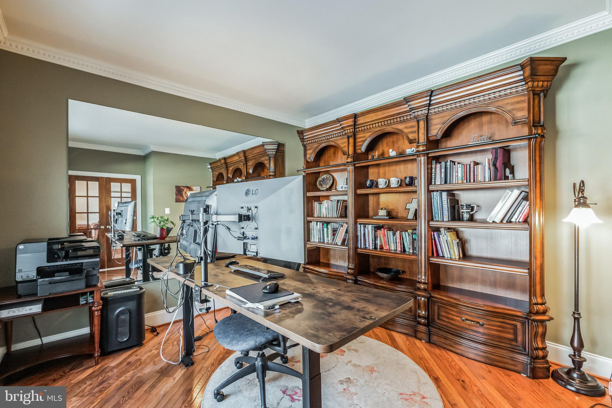 HOYLES MILL VILLAGE - Residential