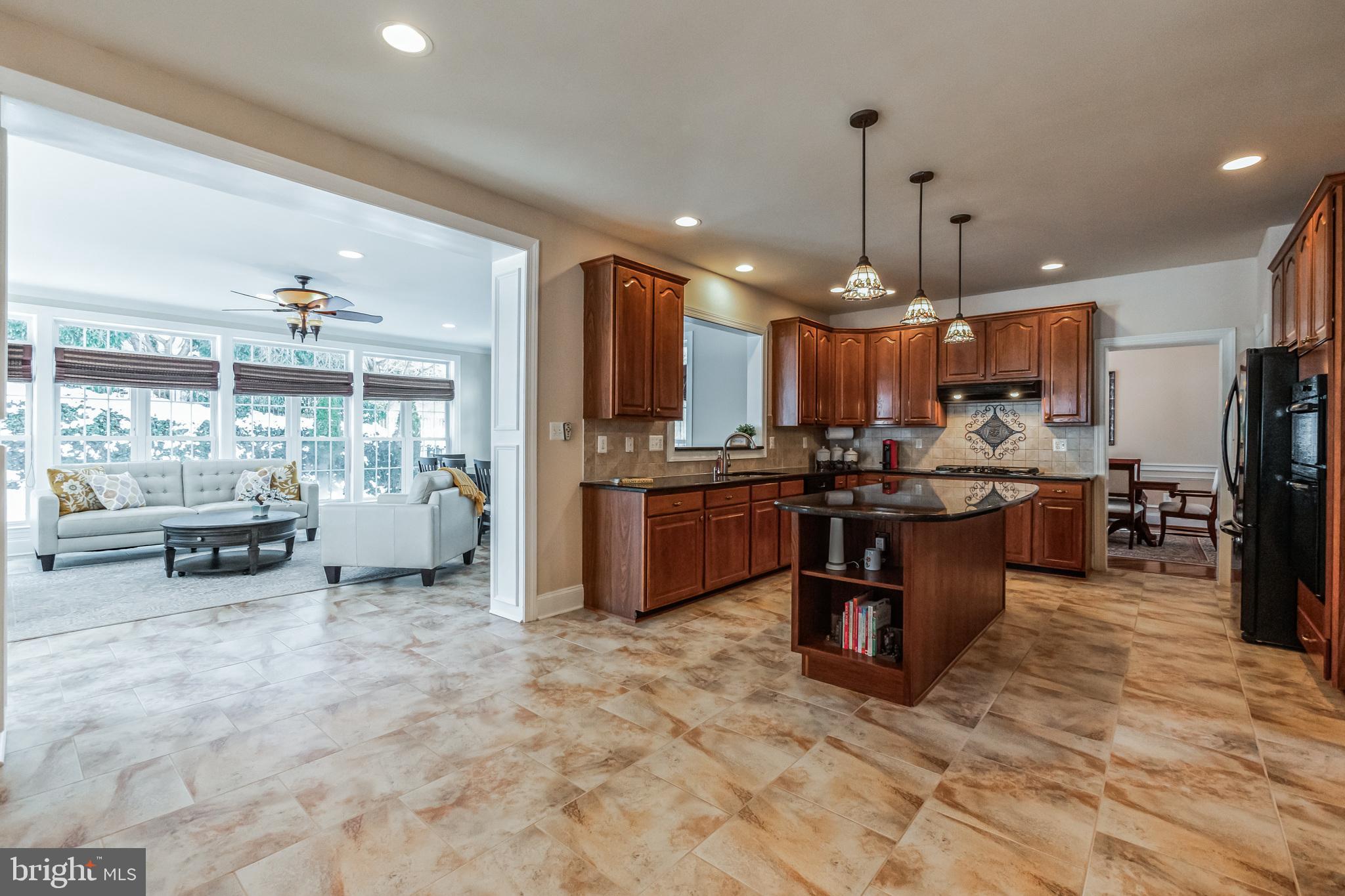 HOYLES MILL VILLAGE - Residential