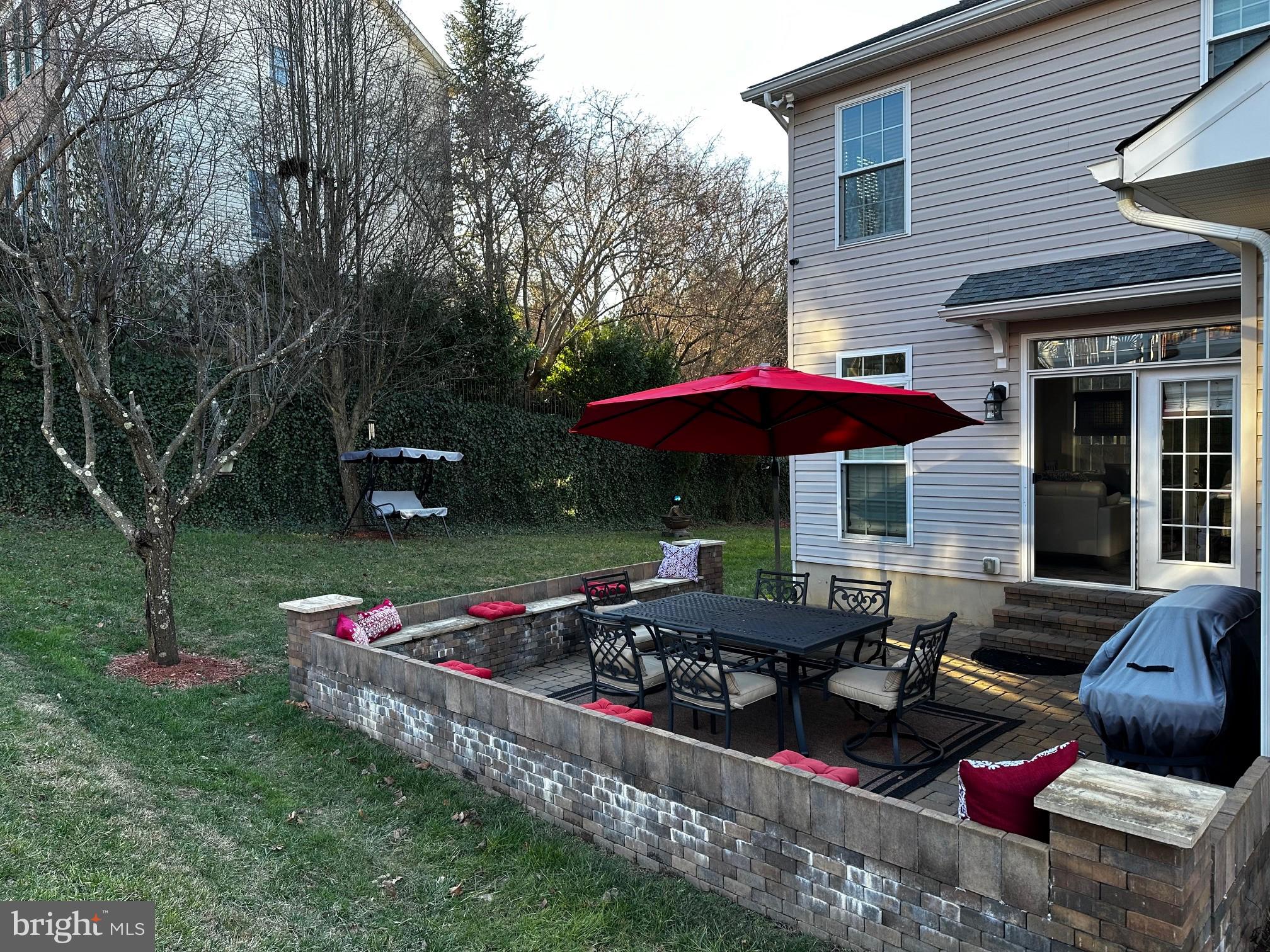 HOYLES MILL VILLAGE - Residential