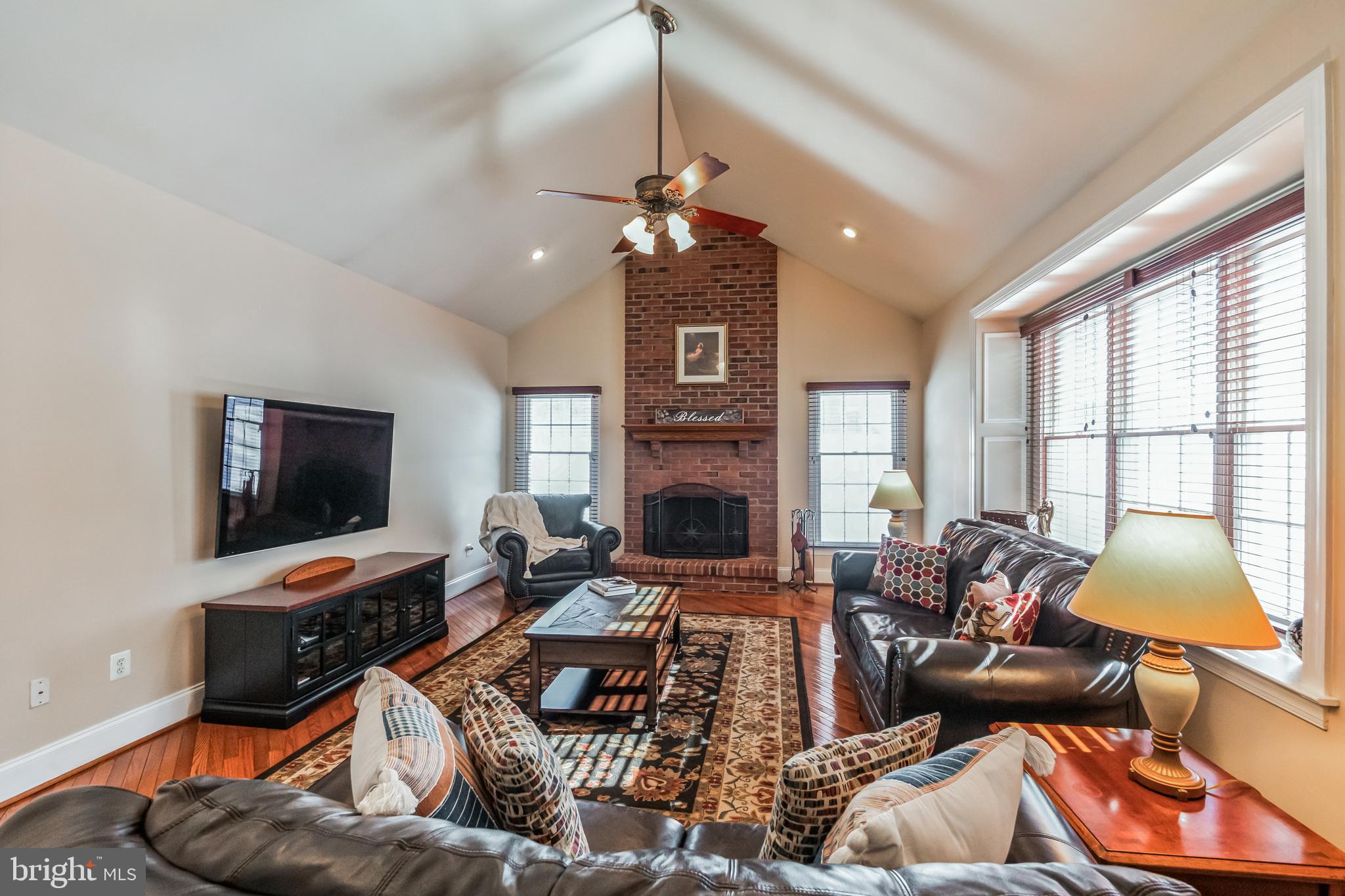 HOYLES MILL VILLAGE - Residential