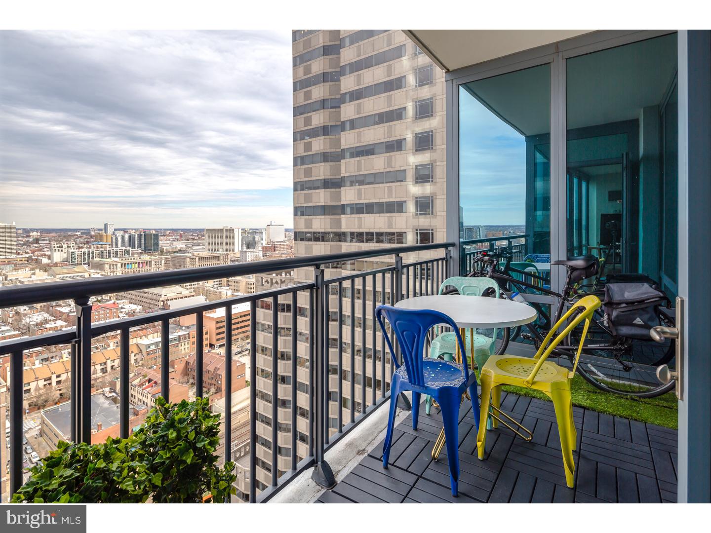 RITTENHOUSE SQUARE - Residential Lease