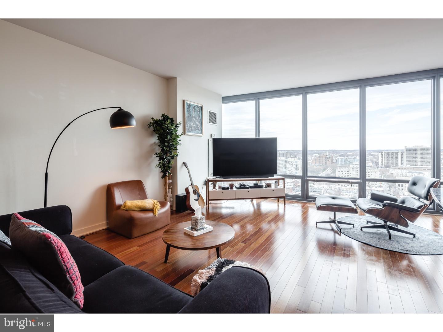 RITTENHOUSE SQUARE - Residential Lease