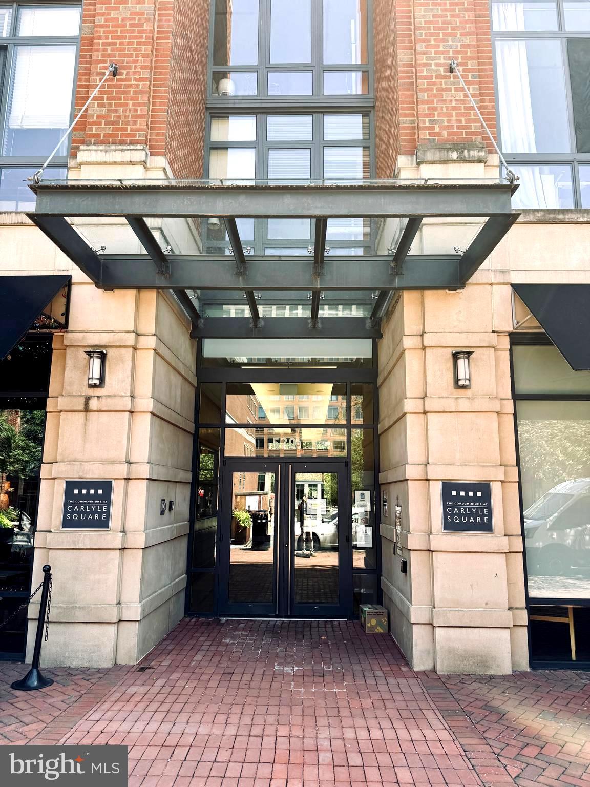 520 JOHN CARLYLE STREET 417
