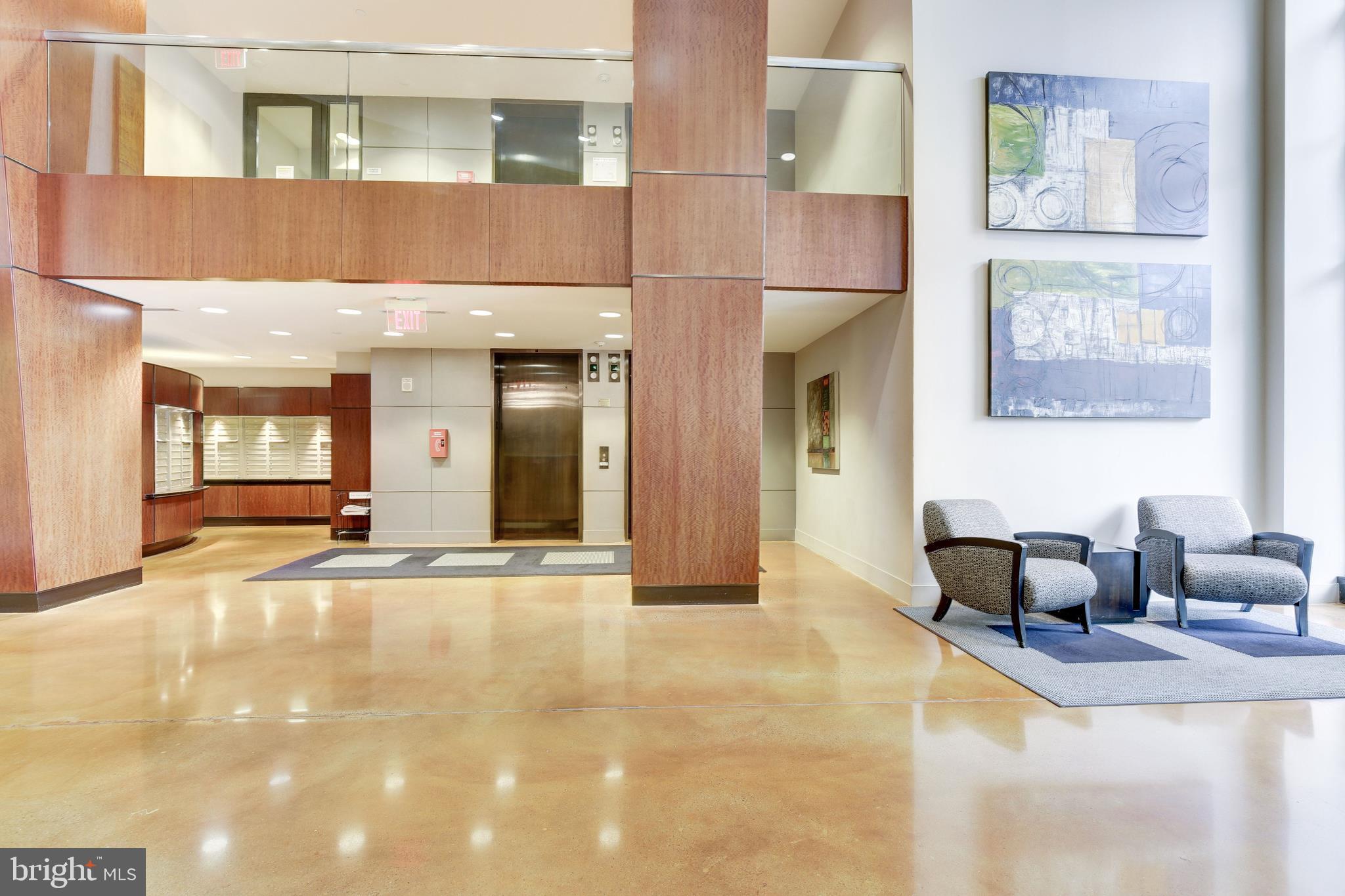 444 W BROAD STREET 215