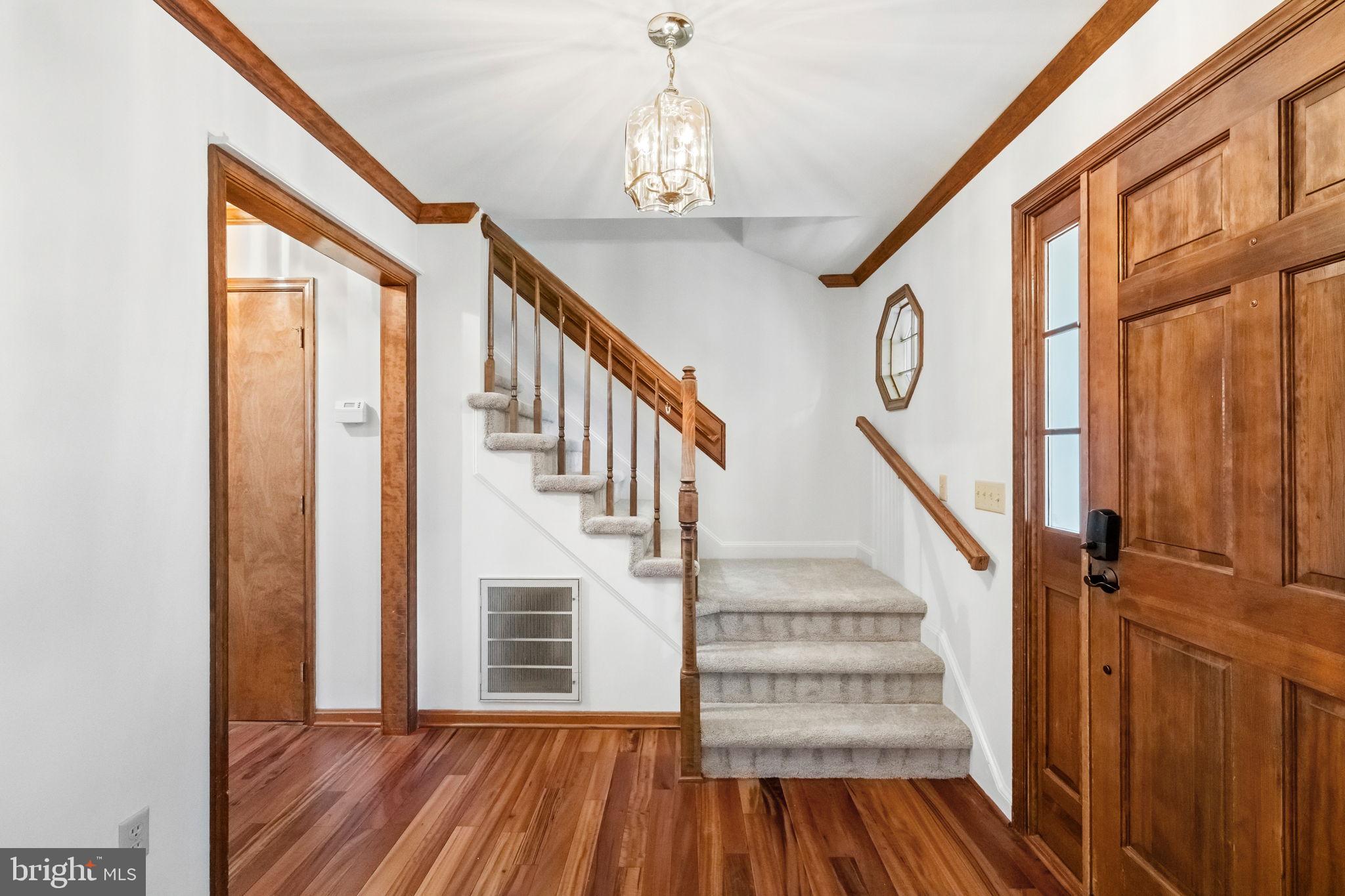 1905 WHITE LAKE DRIVE