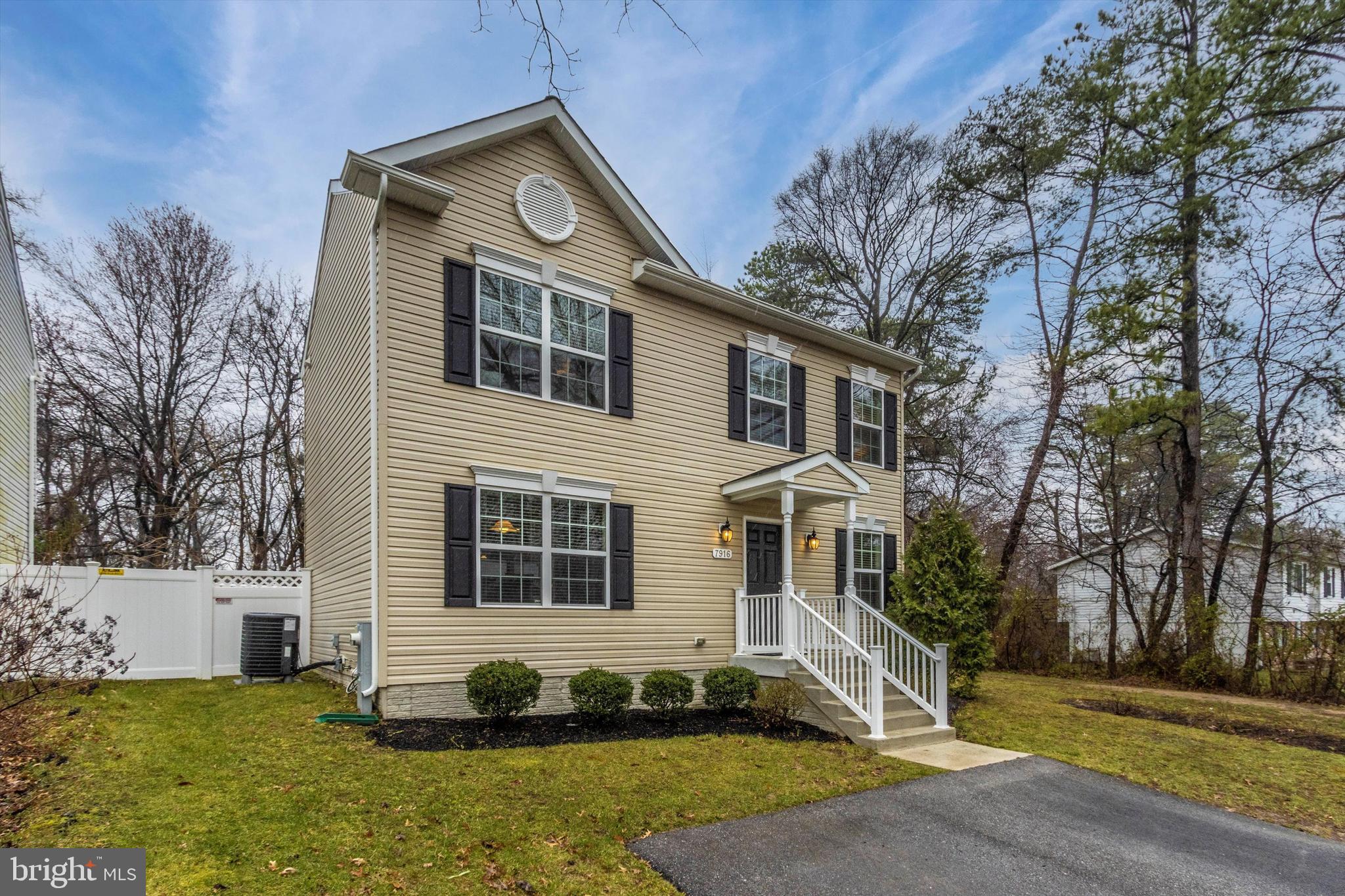 LOUIS BOUYER ESTATES - Residential