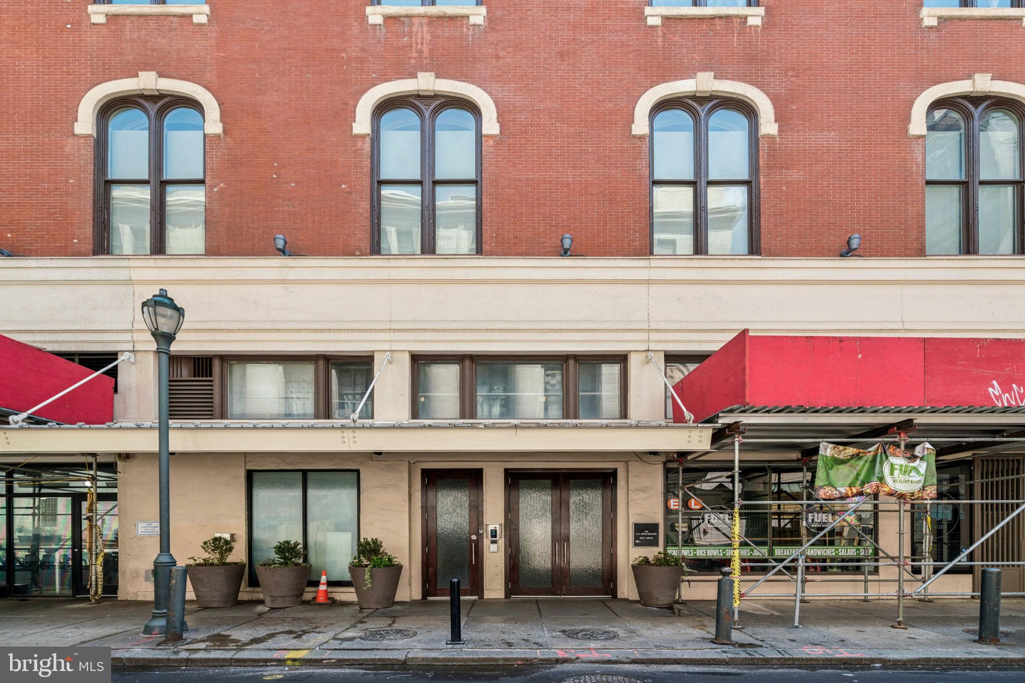 WASHINGTON SQ WEST - Residential