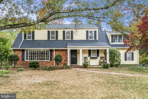 9102 Volunteer Drive, Alexandria, VA MLS: VAFX2277008