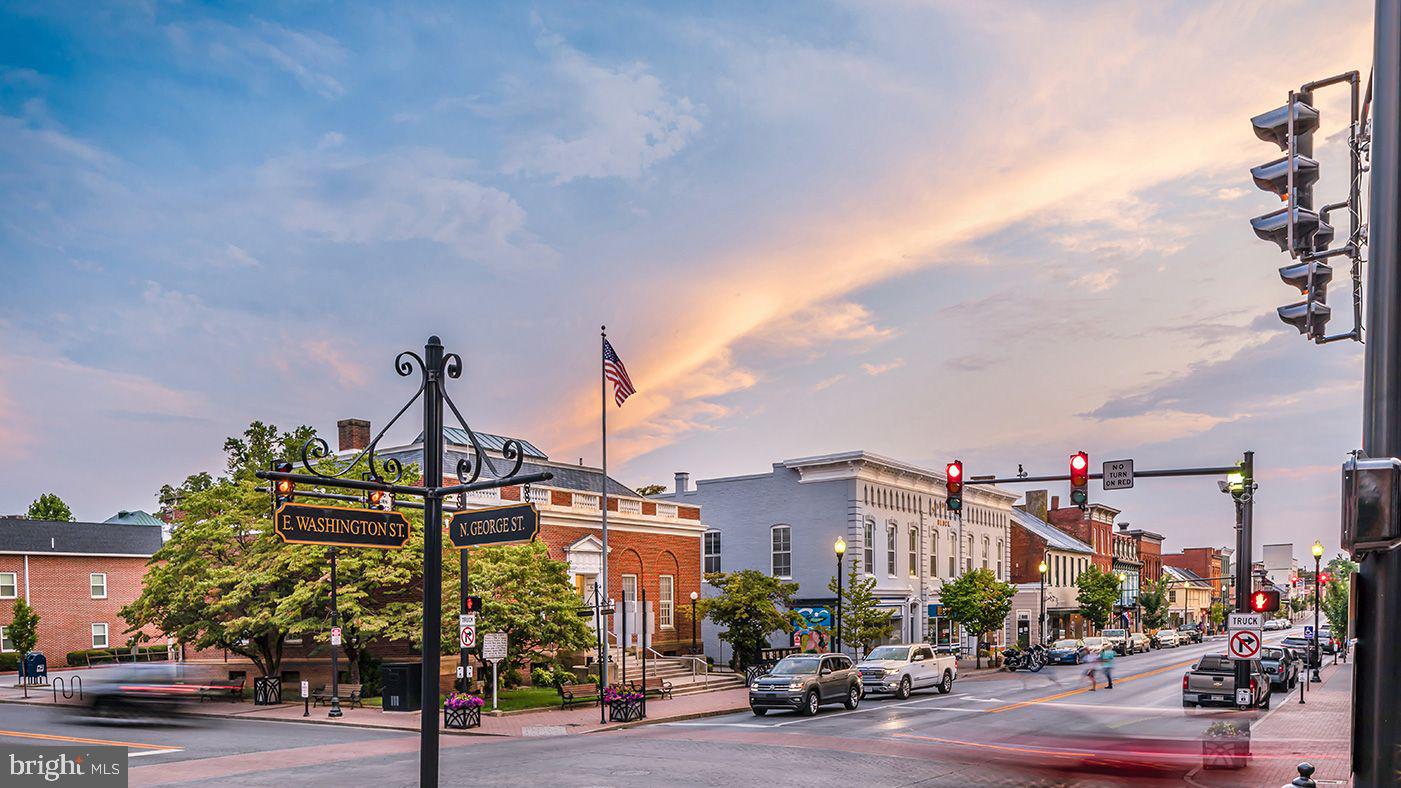 STONE SPRING - Residential