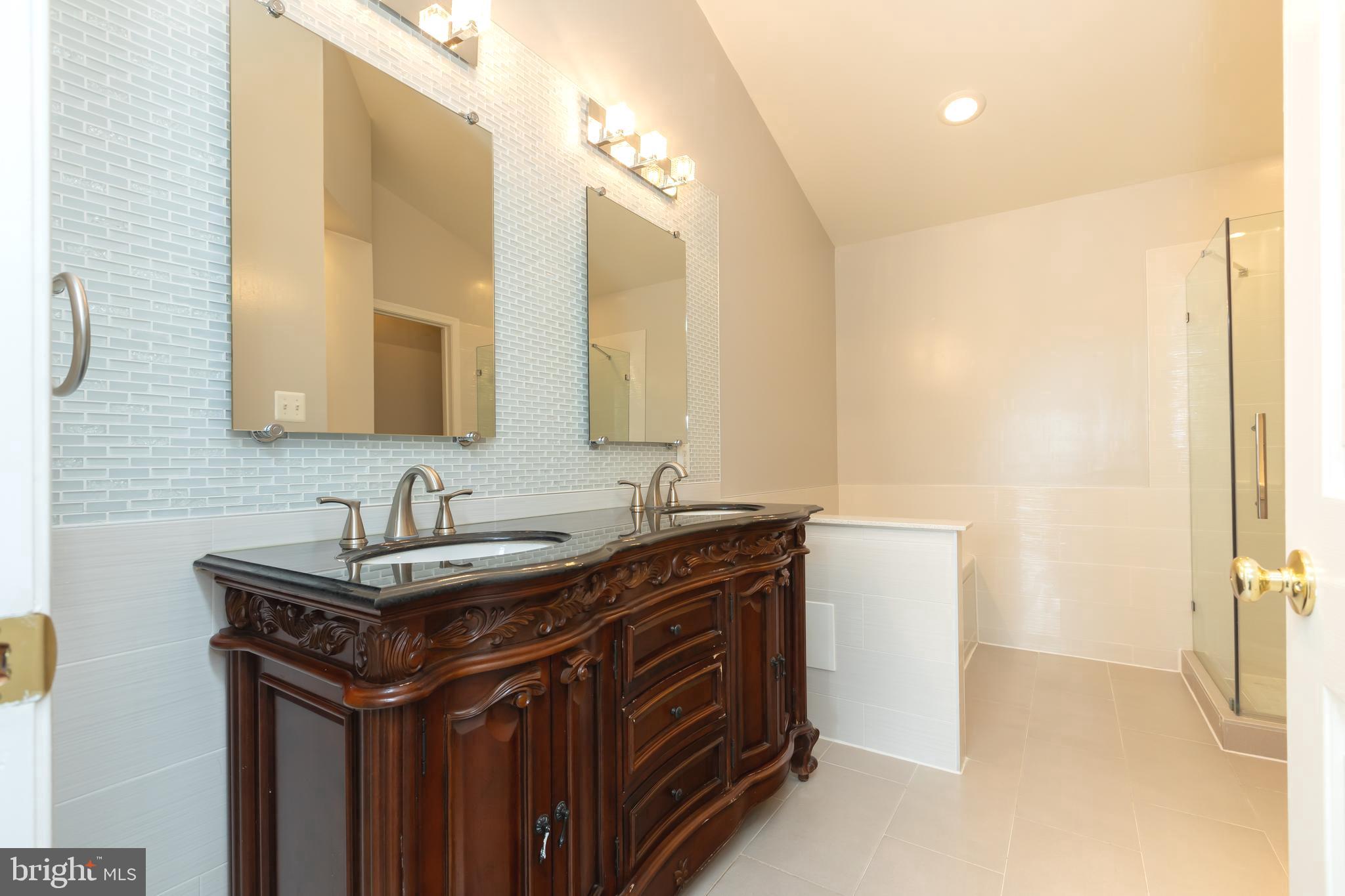 QUINCE ORCHARD PARK - Residential