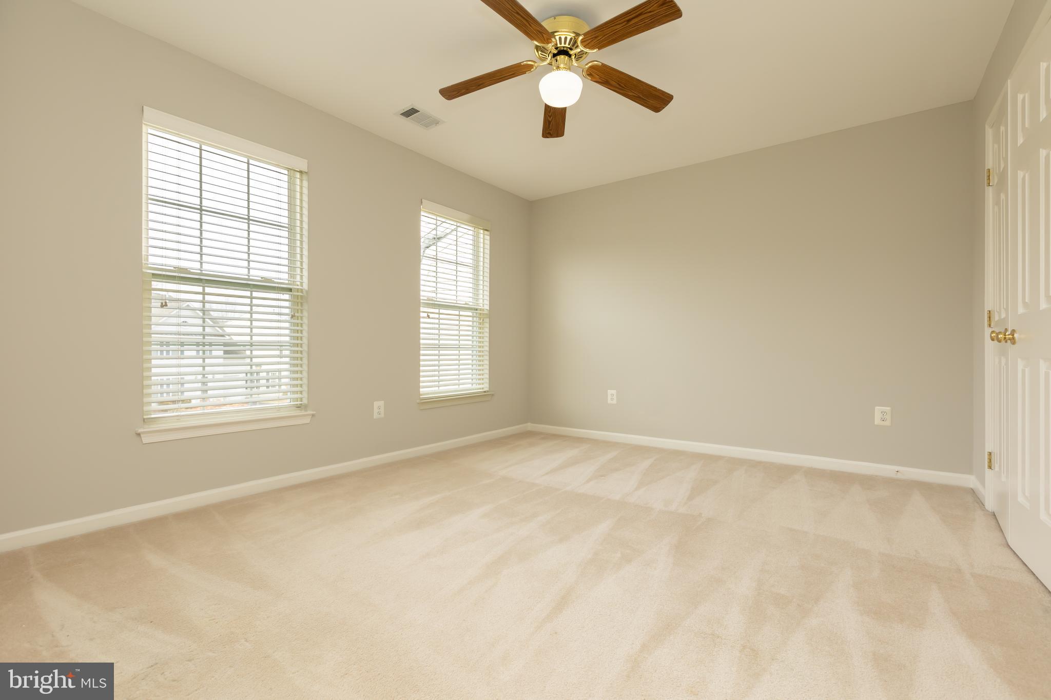 QUINCE ORCHARD PARK - Residential