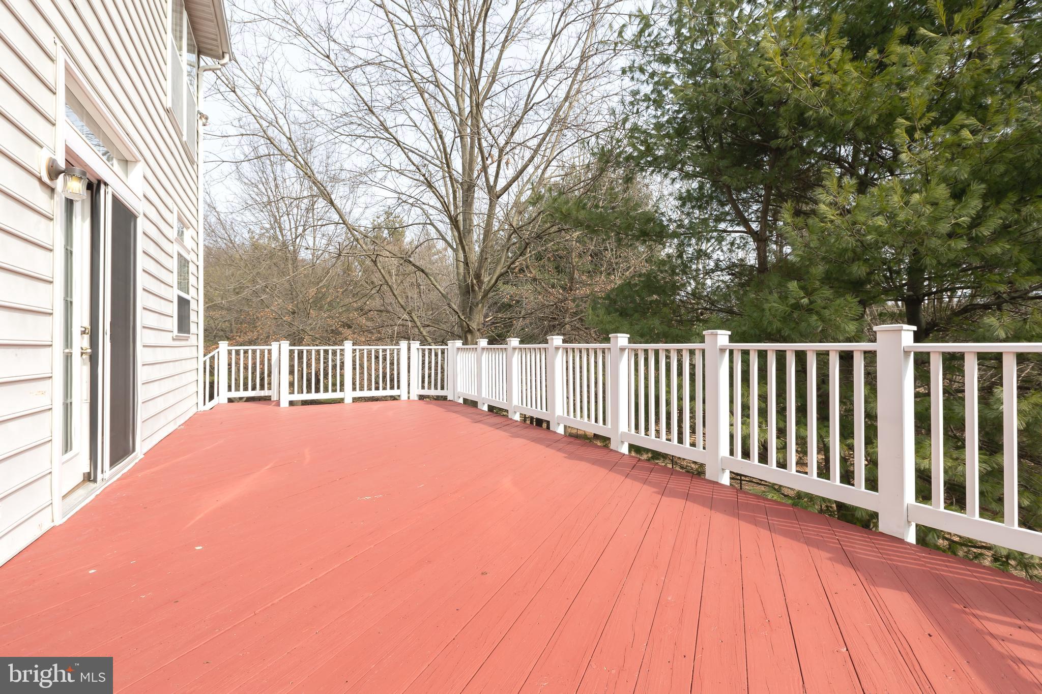 QUINCE ORCHARD PARK - Residential