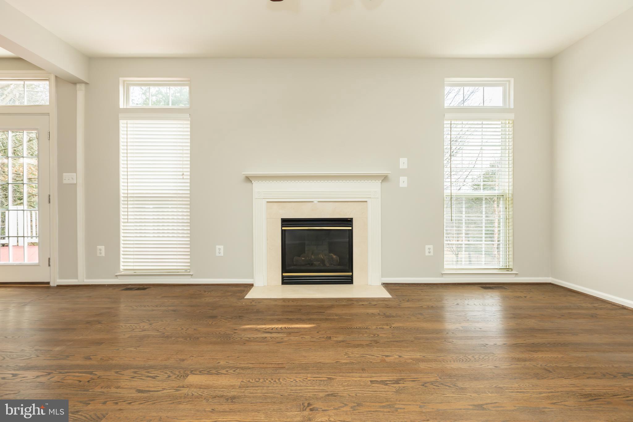 QUINCE ORCHARD PARK - Residential