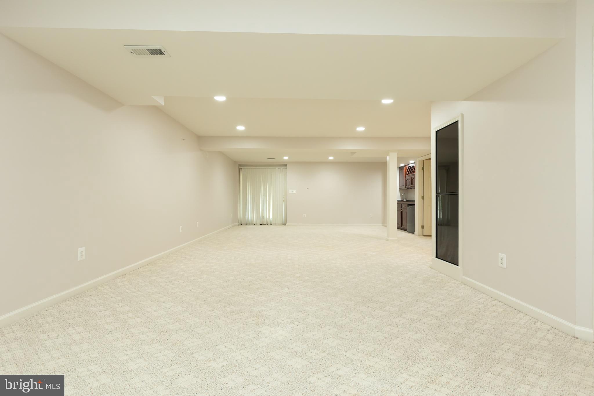 QUINCE ORCHARD PARK - Residential