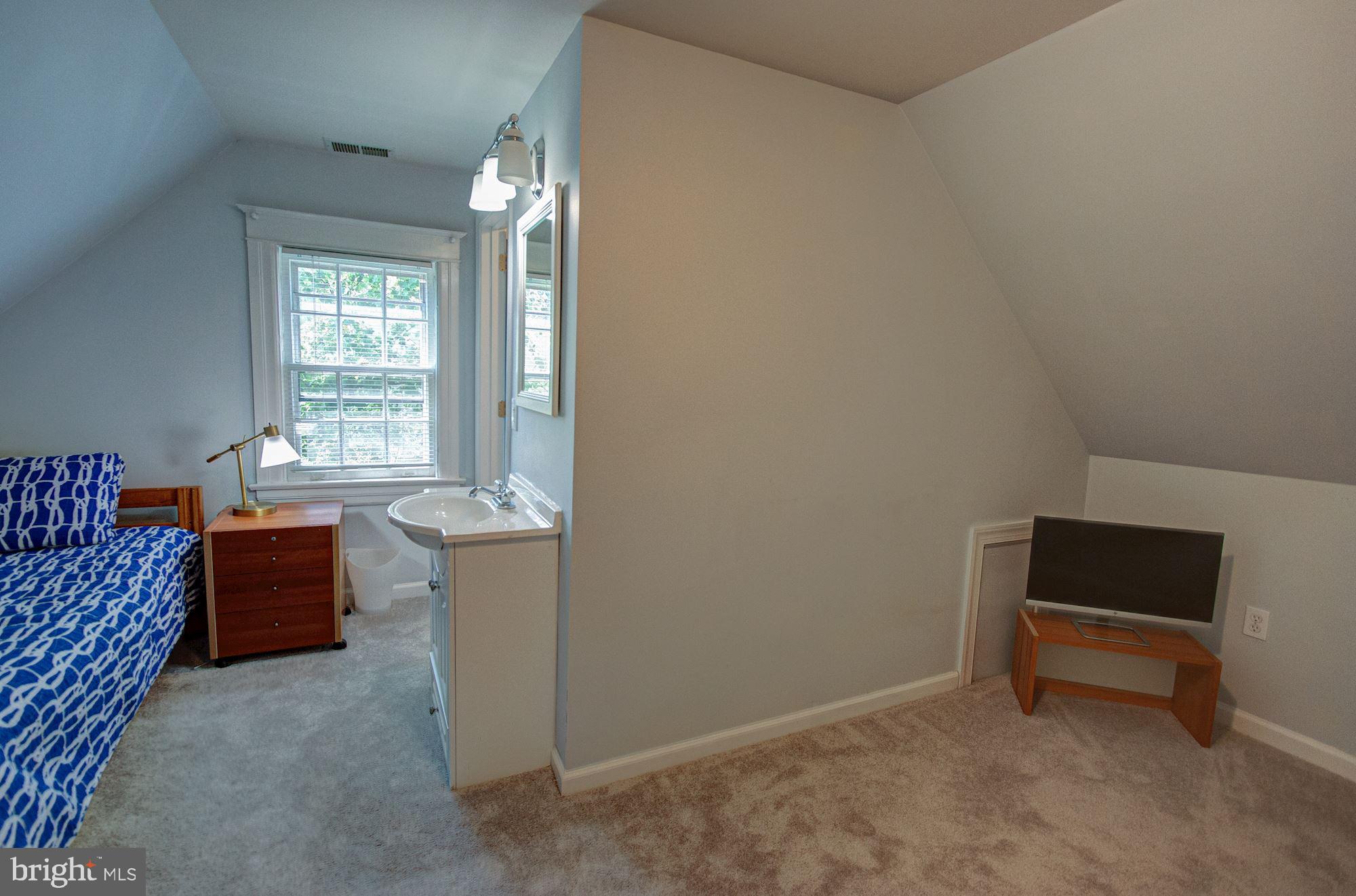 BATTERY PARK - Residential