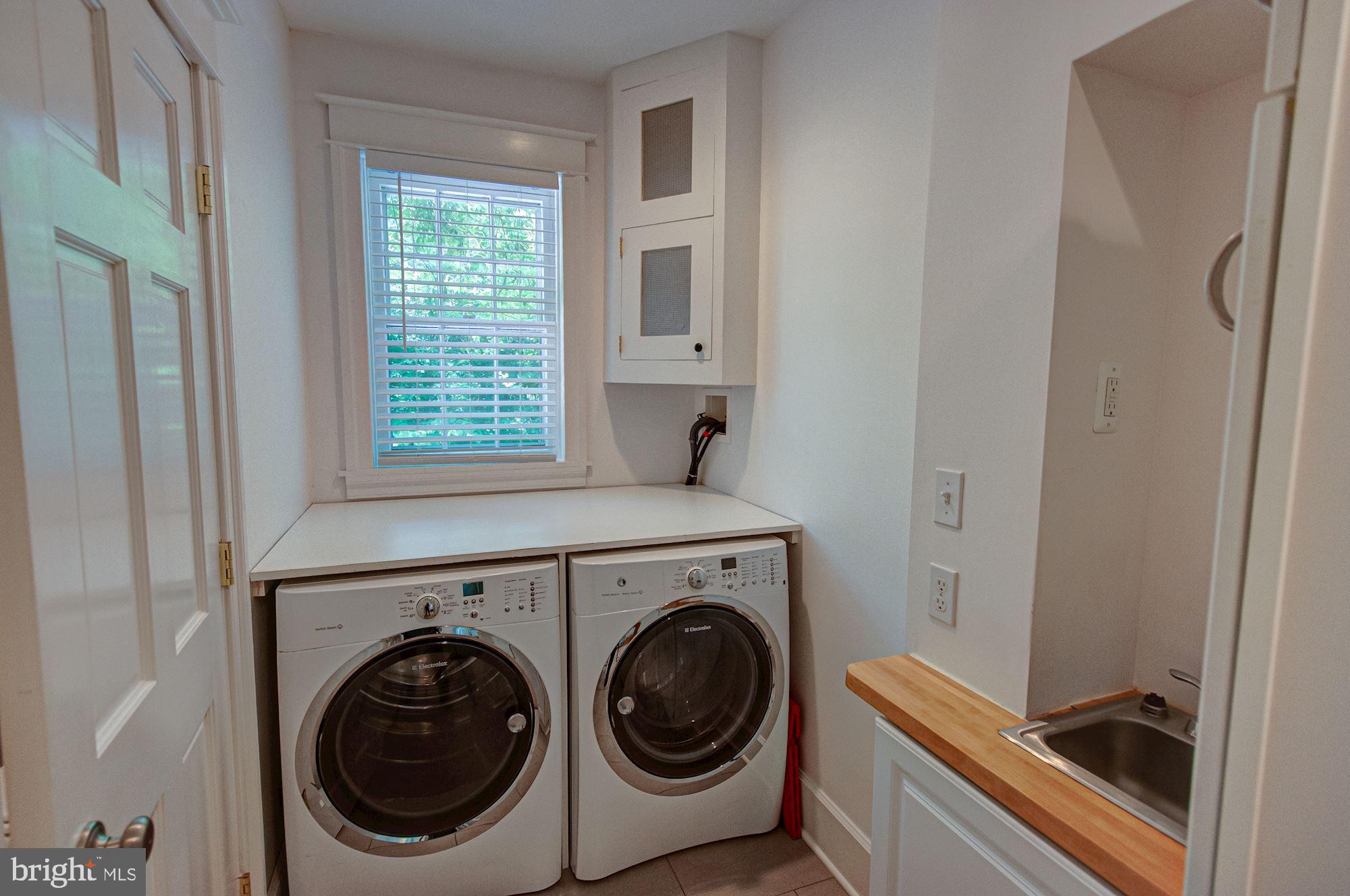 BATTERY PARK - Residential