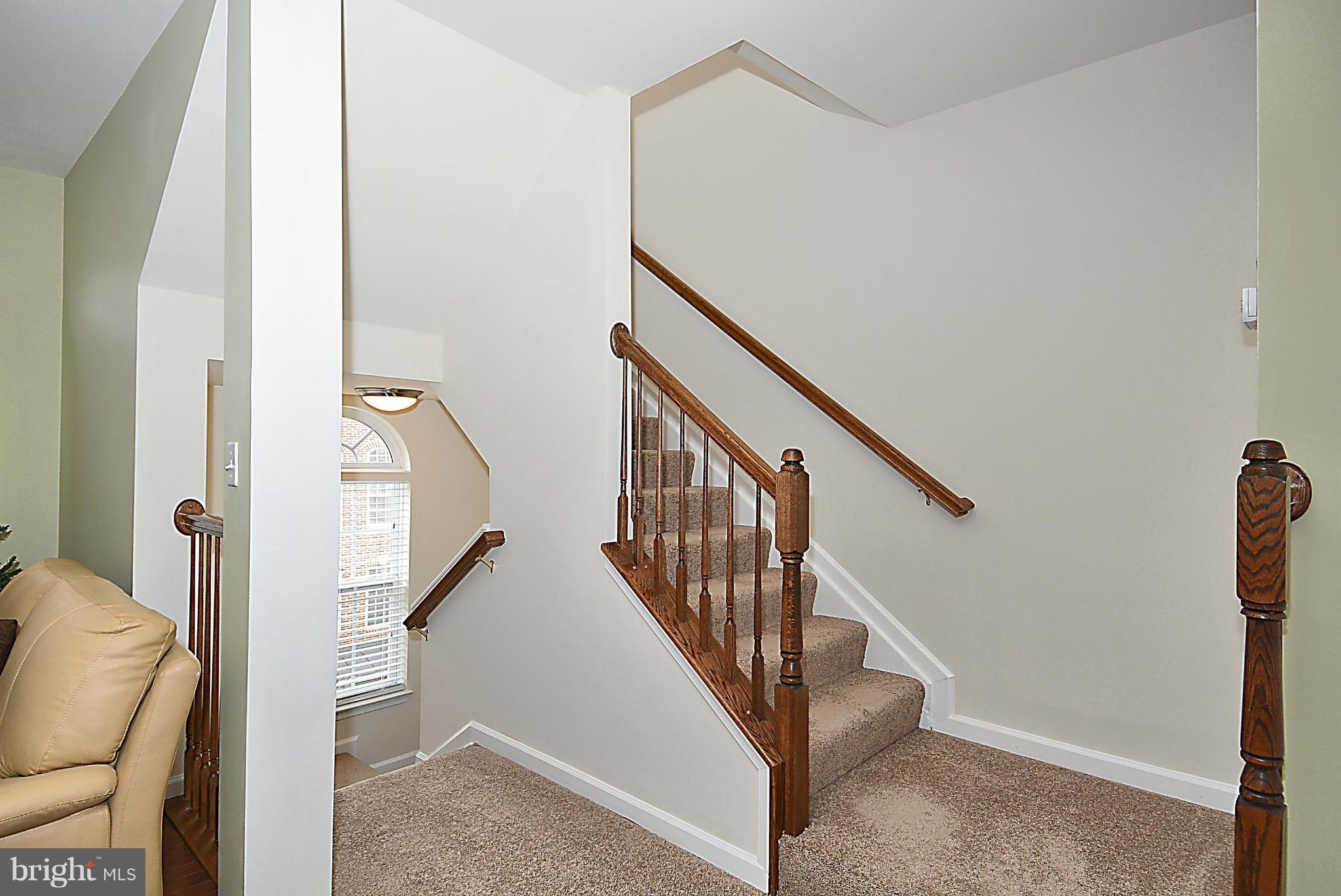 PARADISE/THE RESIDENCES - Residential Lease