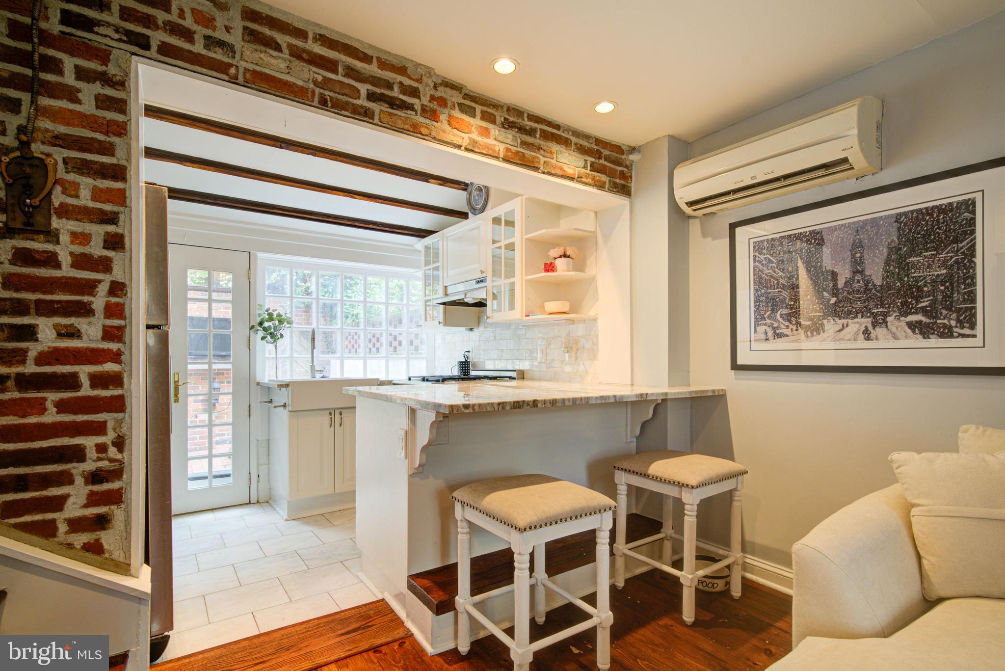 WASHINGTON SQ WEST - Residential Lease