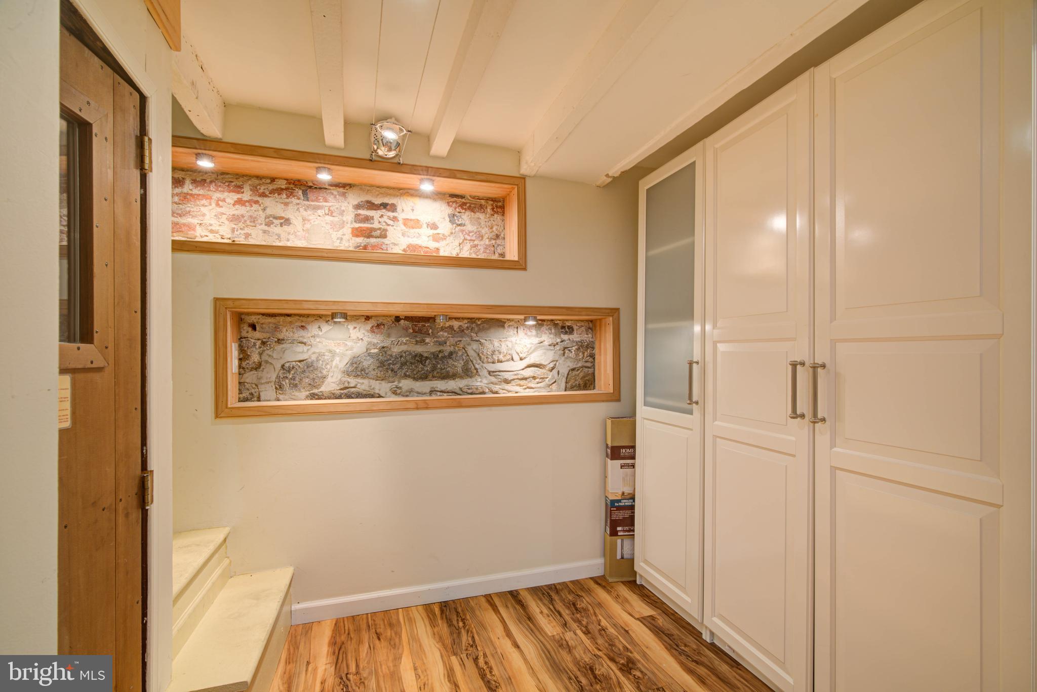 WASHINGTON SQ WEST - Residential Lease