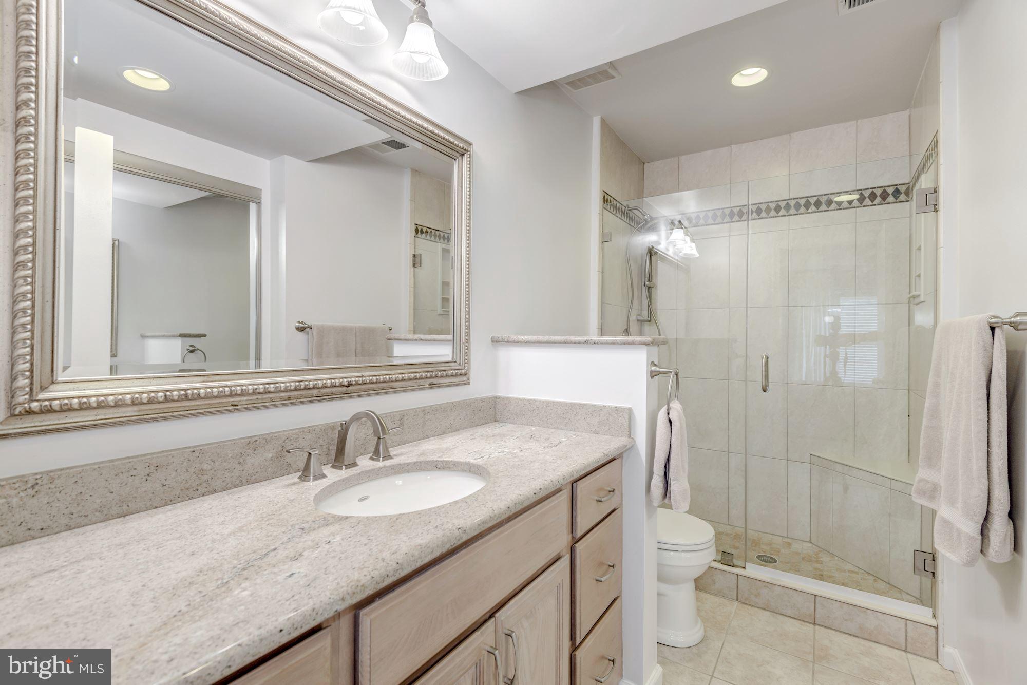 THE COVE - Residential