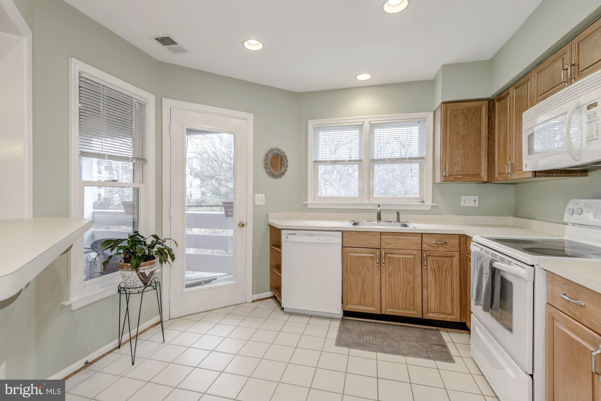 THE COVE - Residential