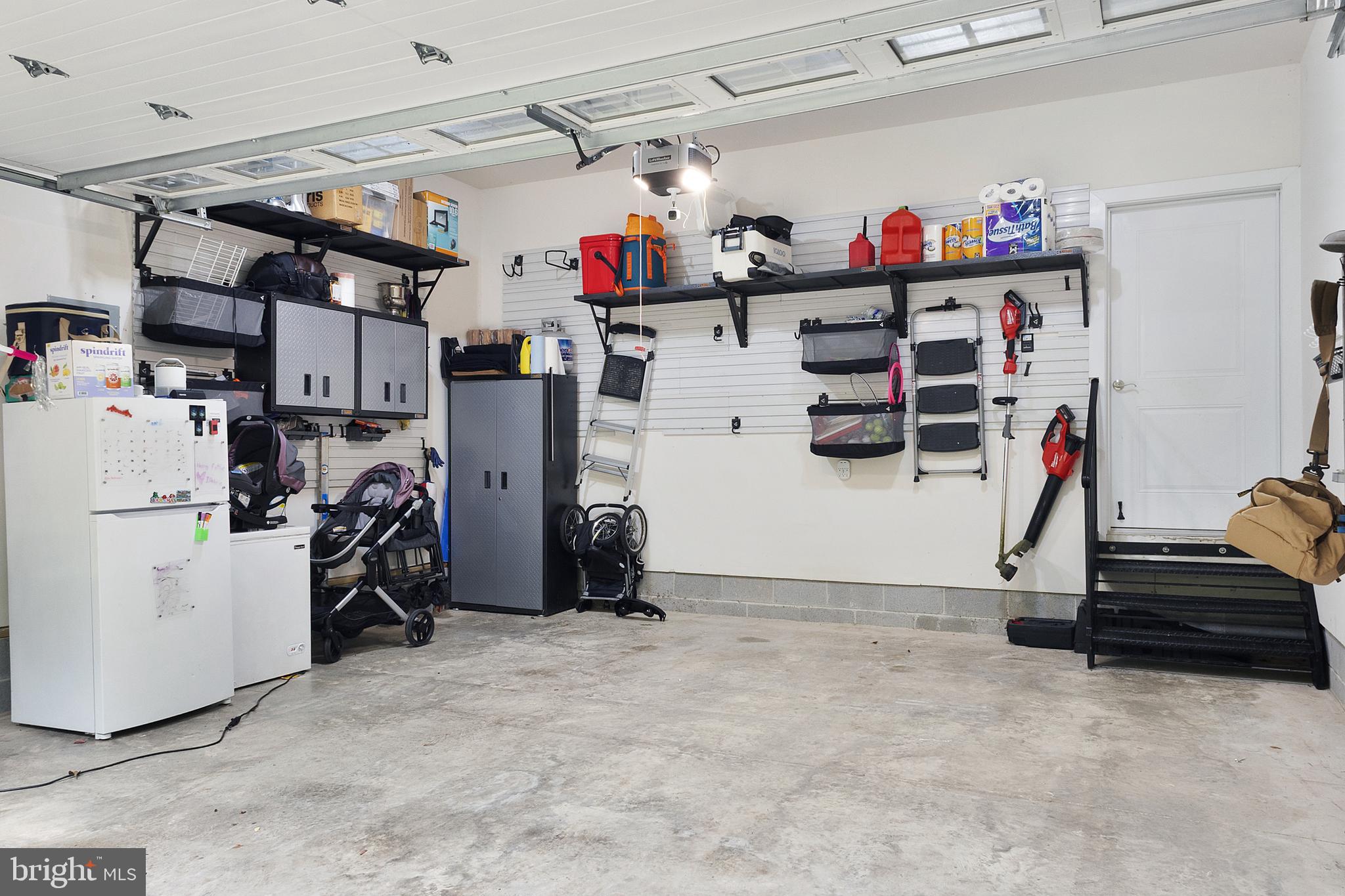 NEW DEALE BEACH - Residential Lease