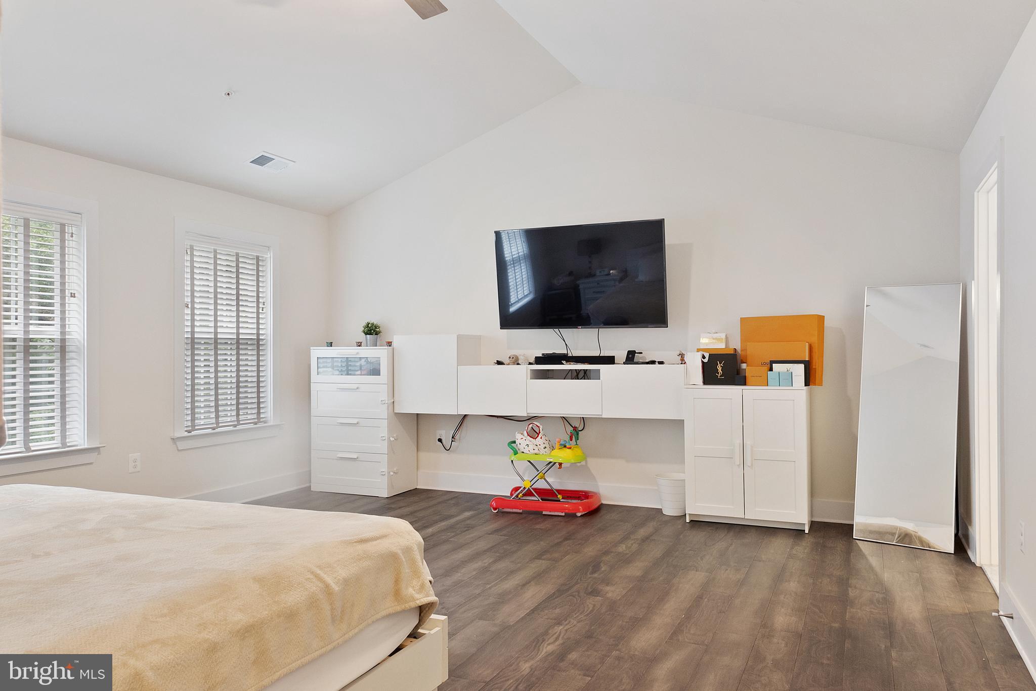 NEW DEALE BEACH - Residential Lease