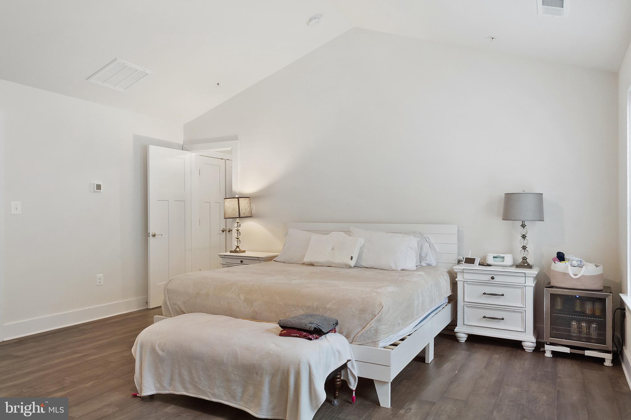 NEW DEALE BEACH - Residential Lease