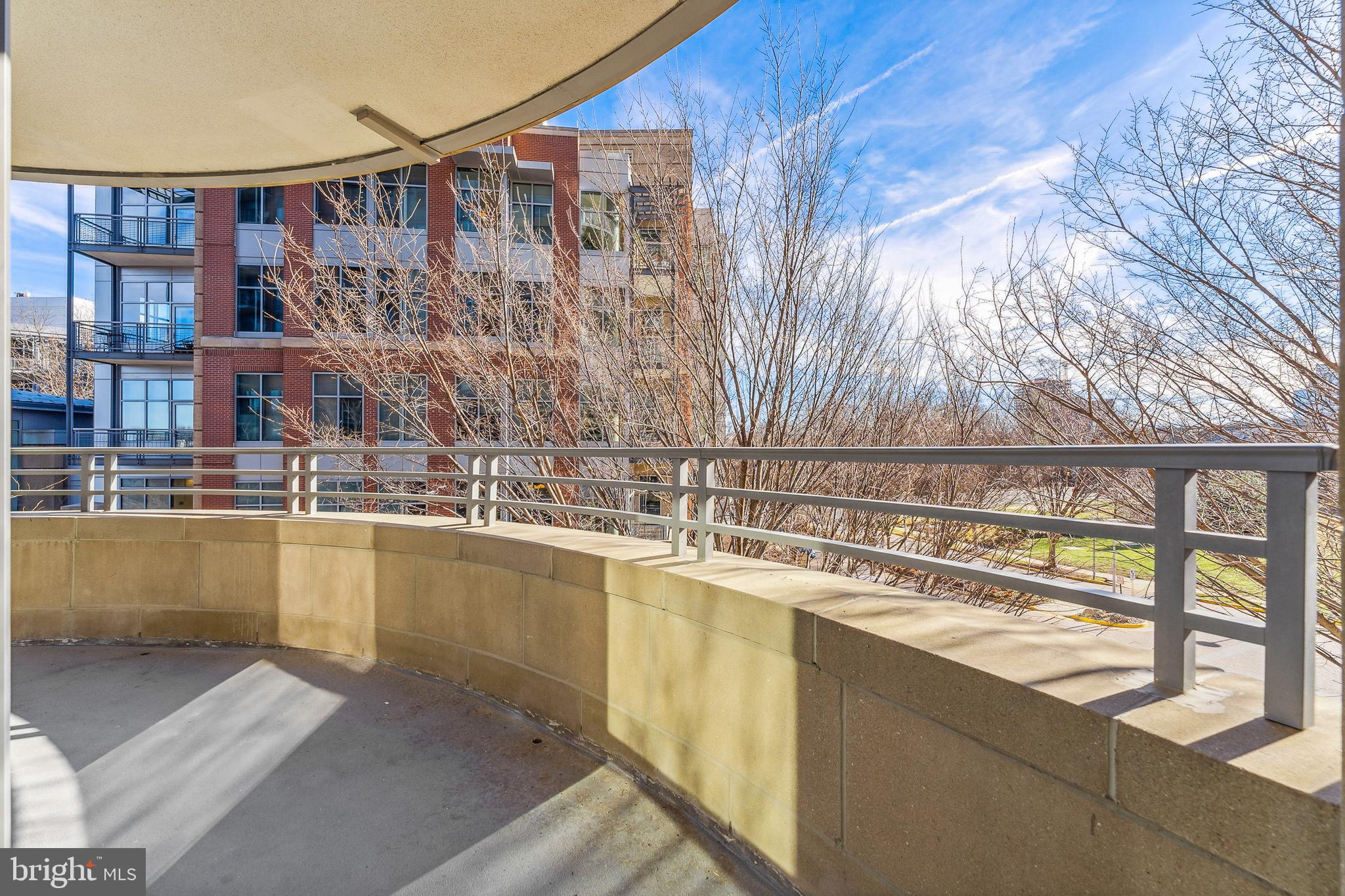 ONE PARK CREST CONDOMINIUM - Residential