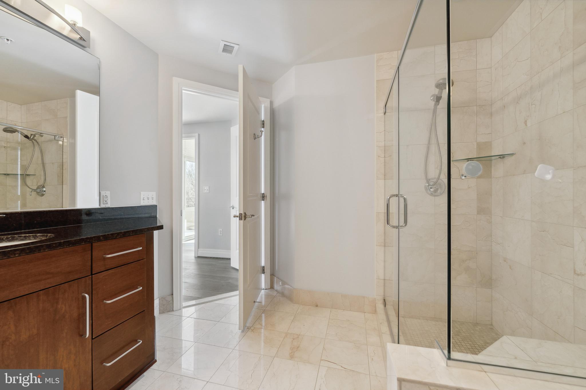 ONE PARK CREST CONDOMINIUM - Residential