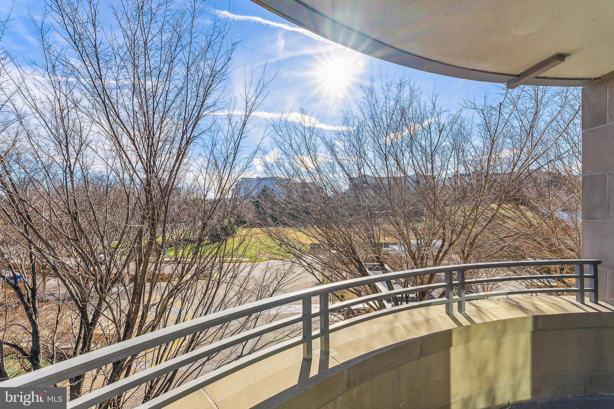 ONE PARK CREST CONDOMINIUM - Residential